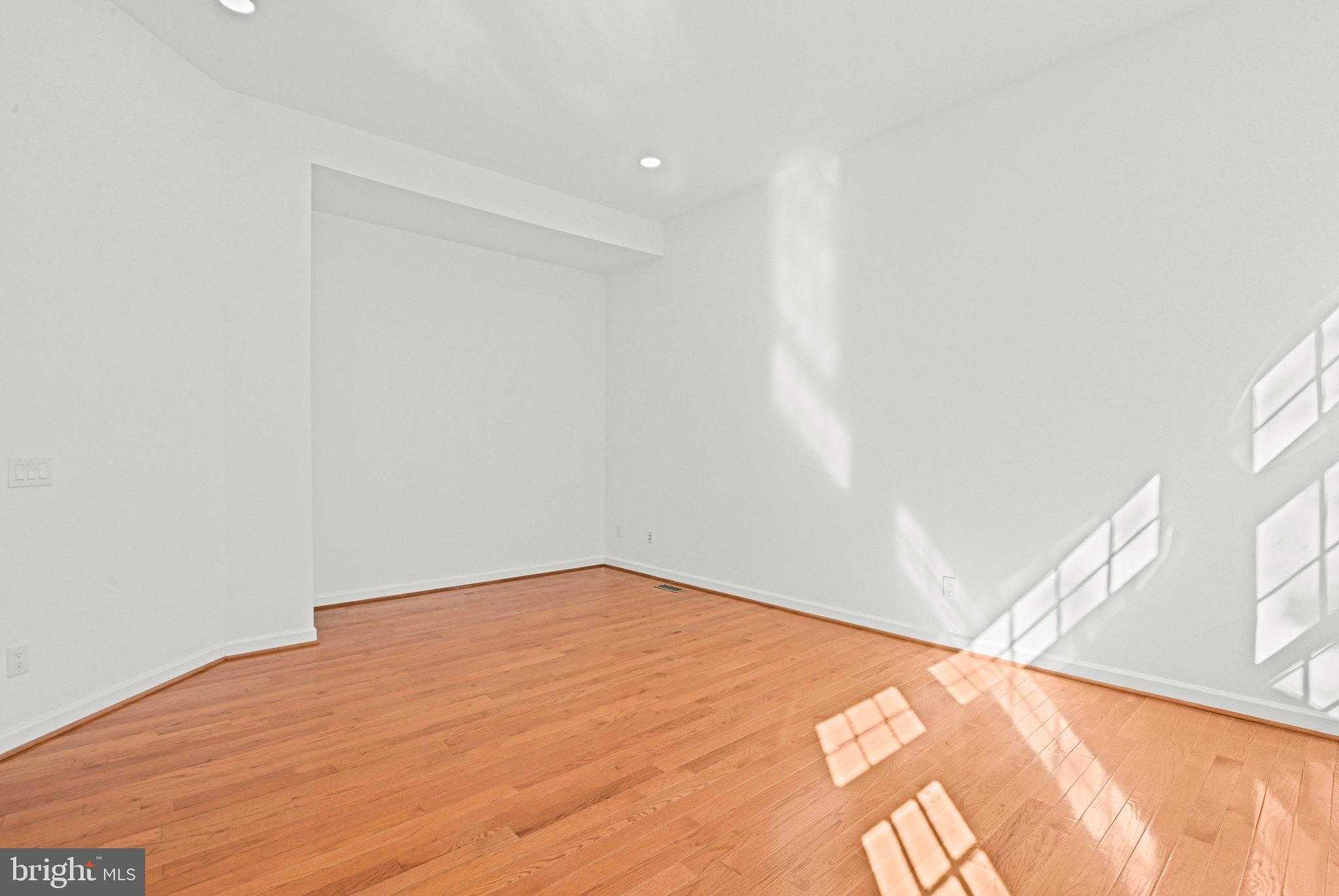 9927 Miles Stone CT photo 9