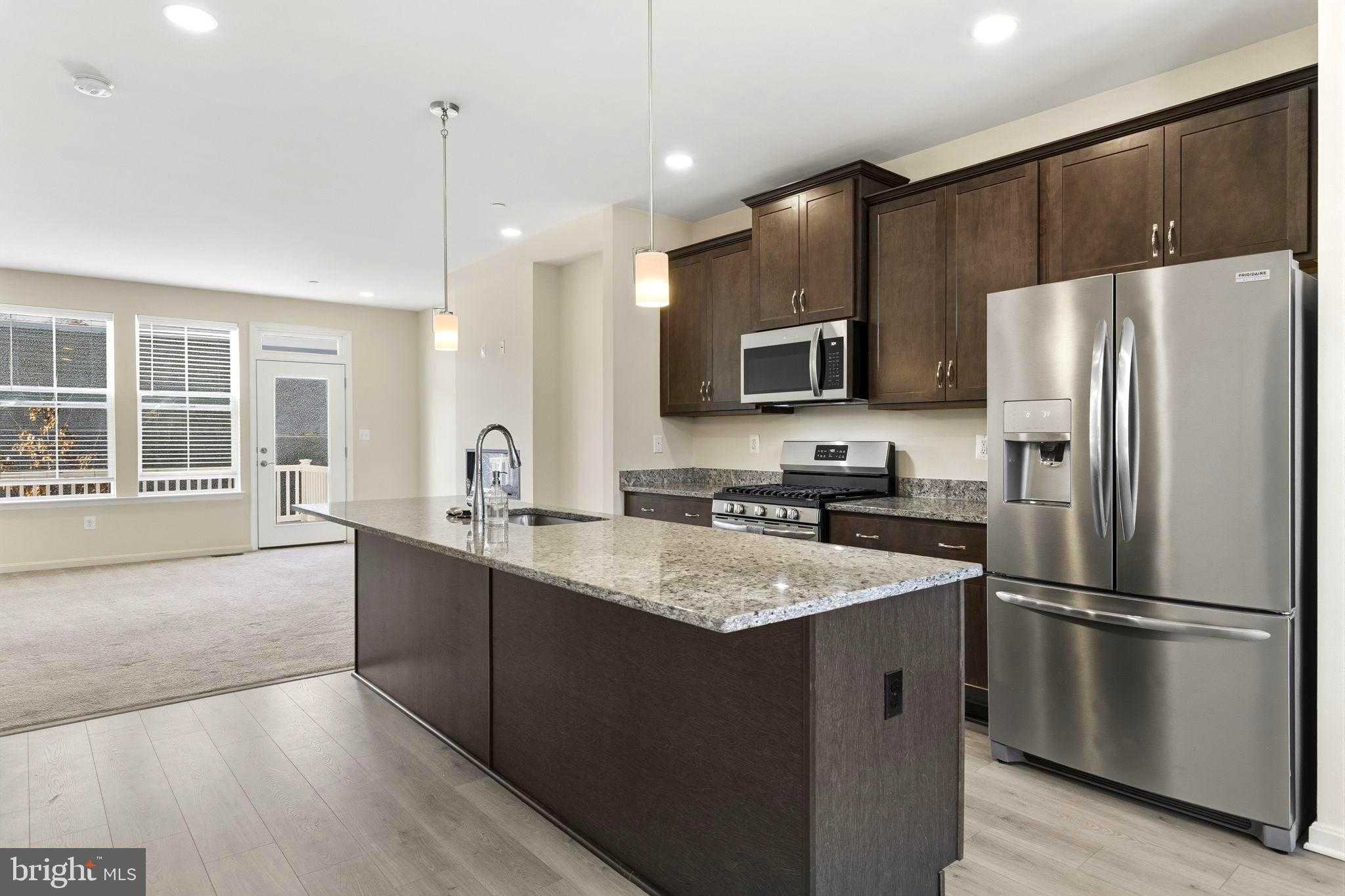 7255 Martin Farm Cir photo 5