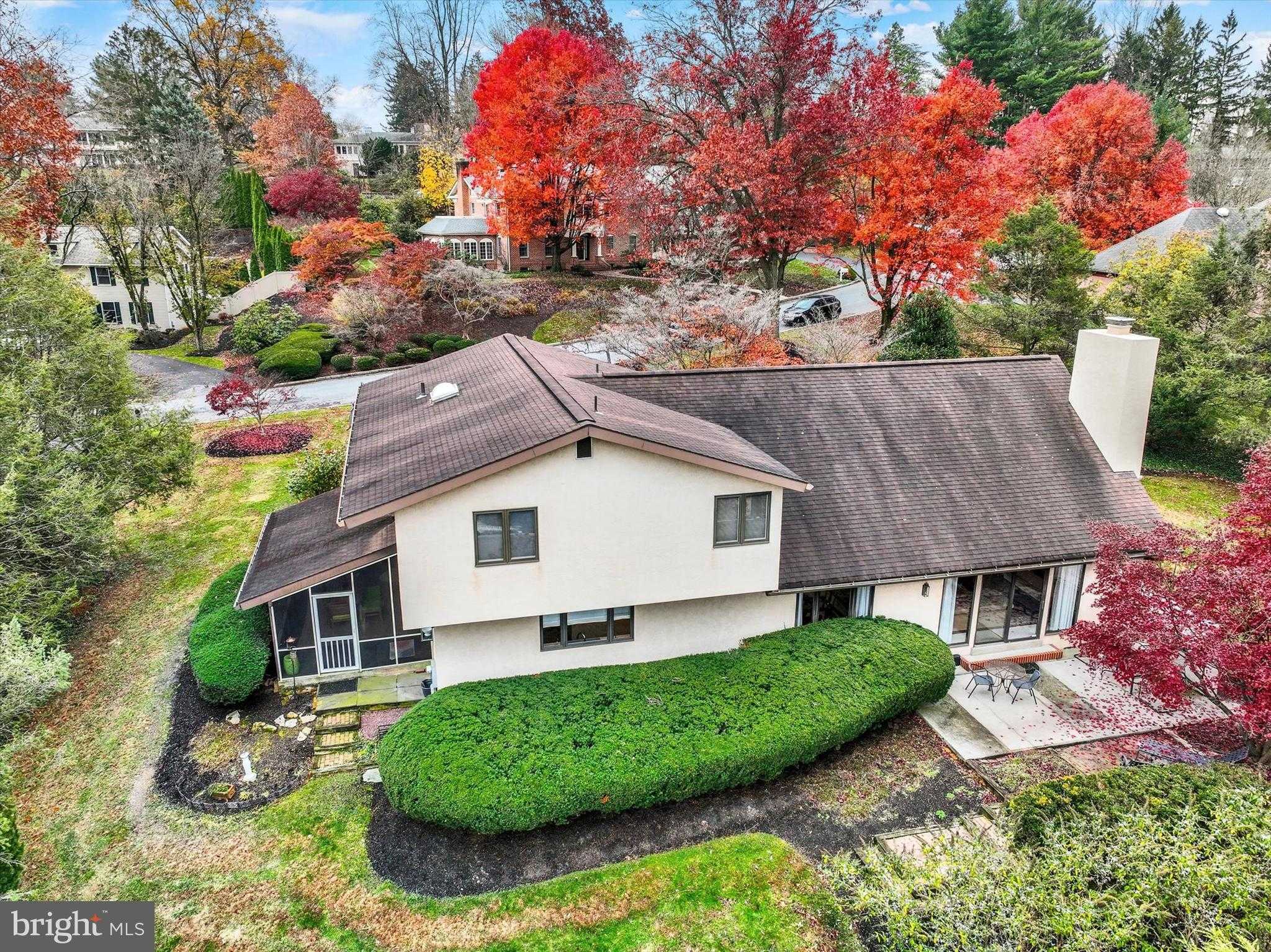 811 Michigan Ave photo 44