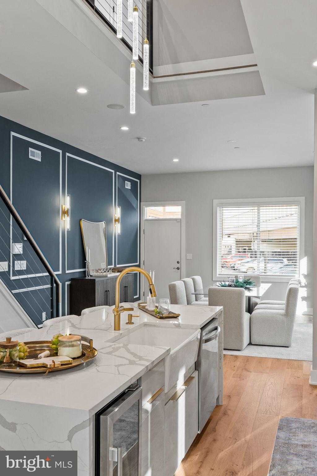 513 Salmon St photo 17