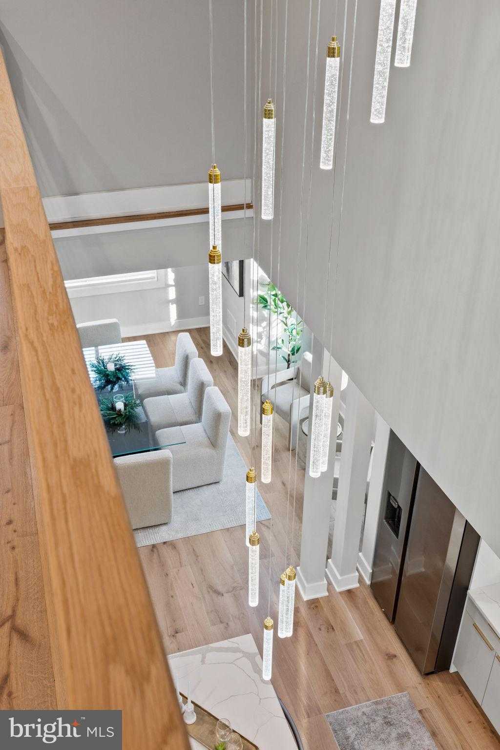 513 Salmon St photo 29