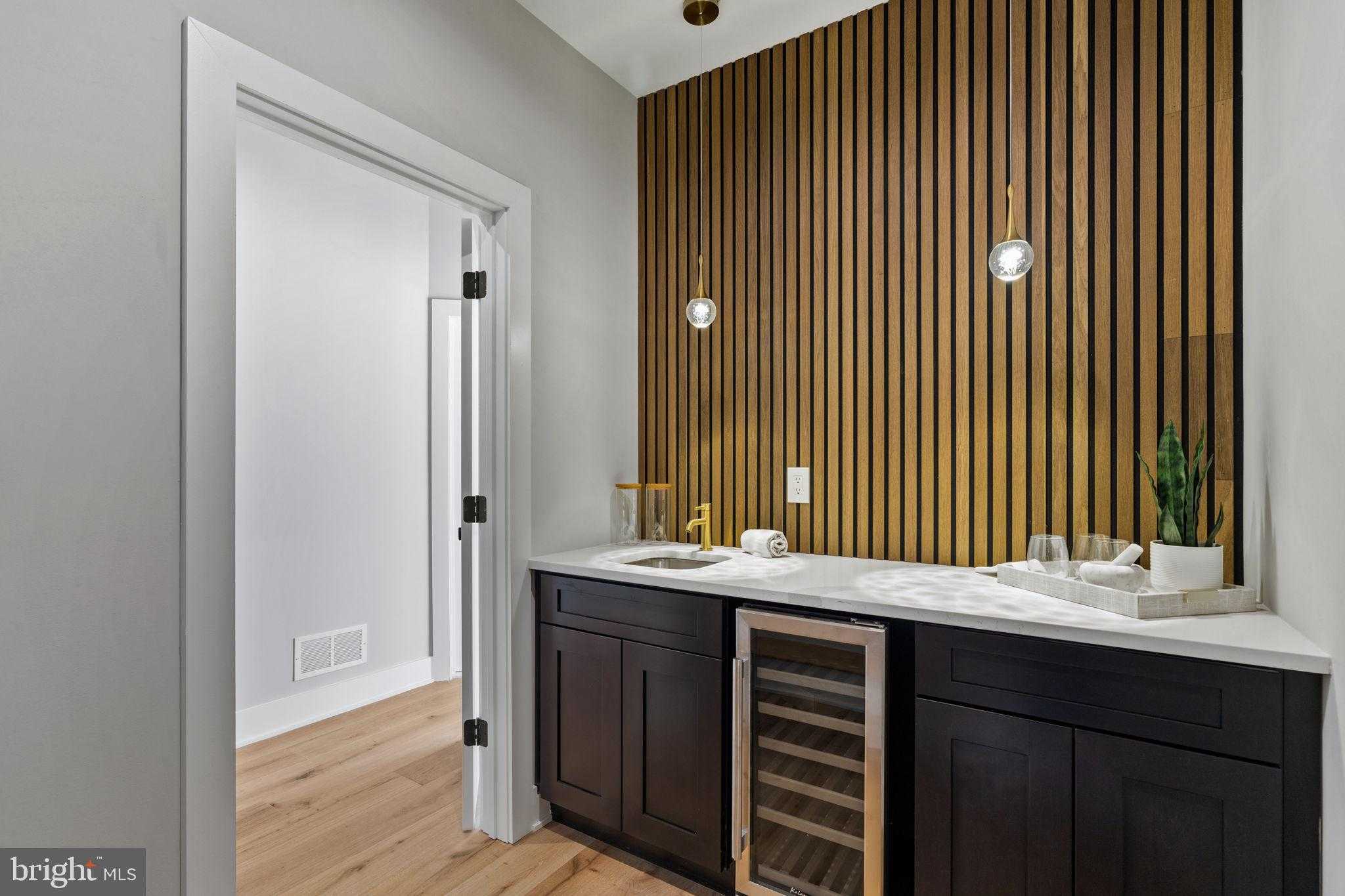 513 Salmon St photo 57