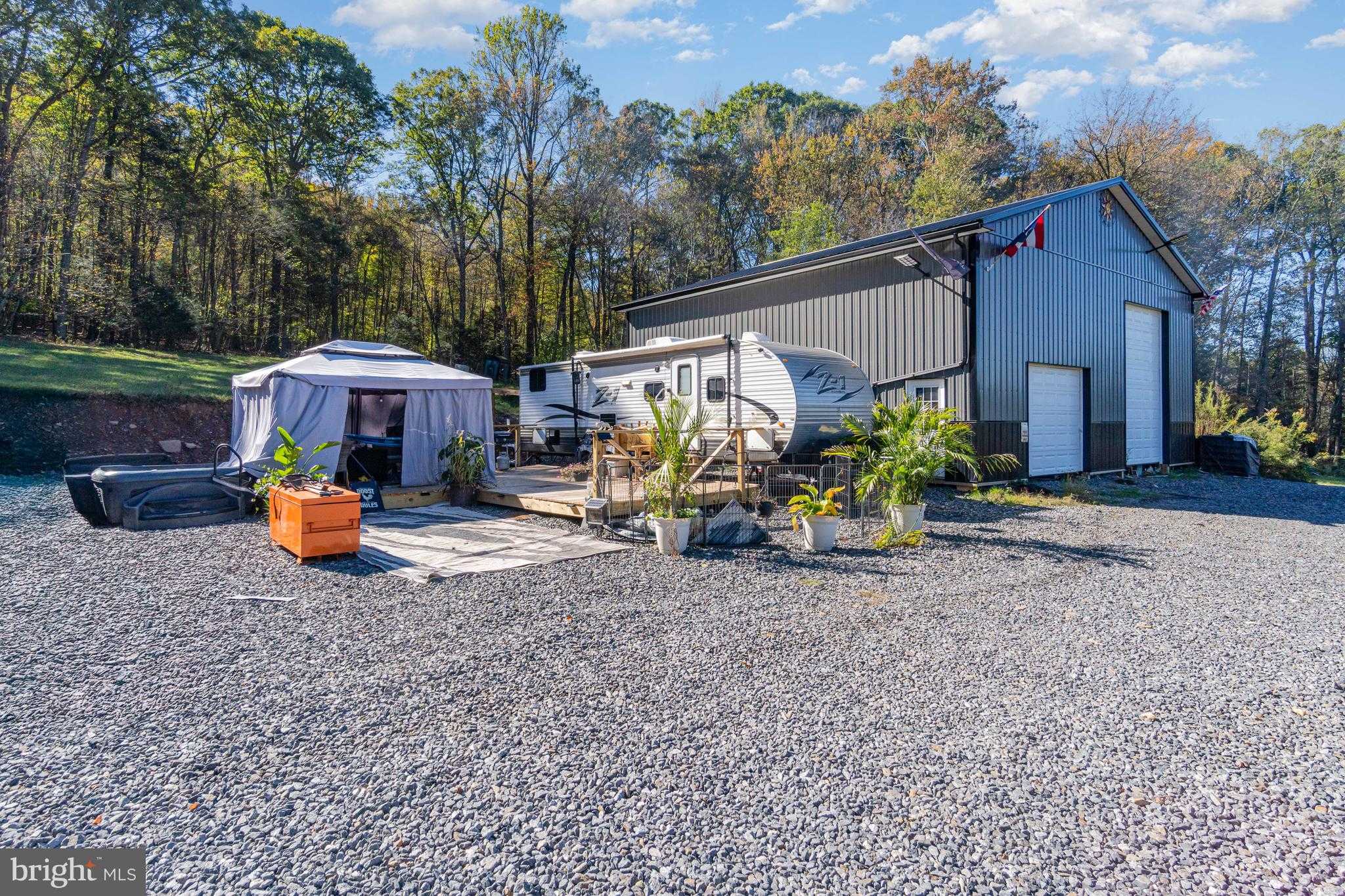 132 Turnpike Rd photo 3