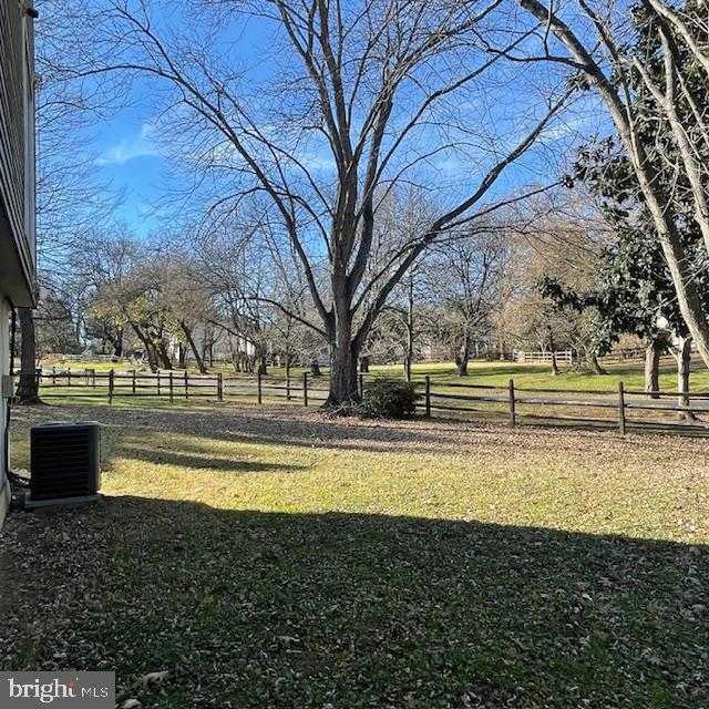 18812 Jade CT photo 31