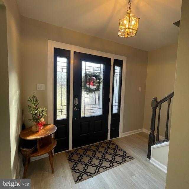 18812 Jade CT photo 4