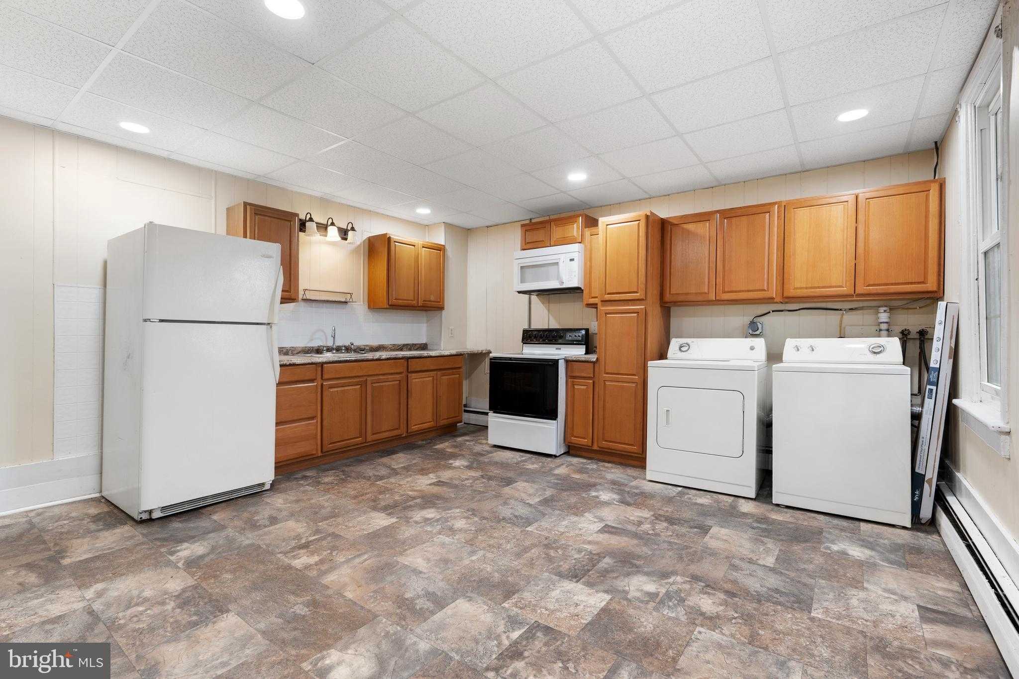 3876 Lincoln St photo 7