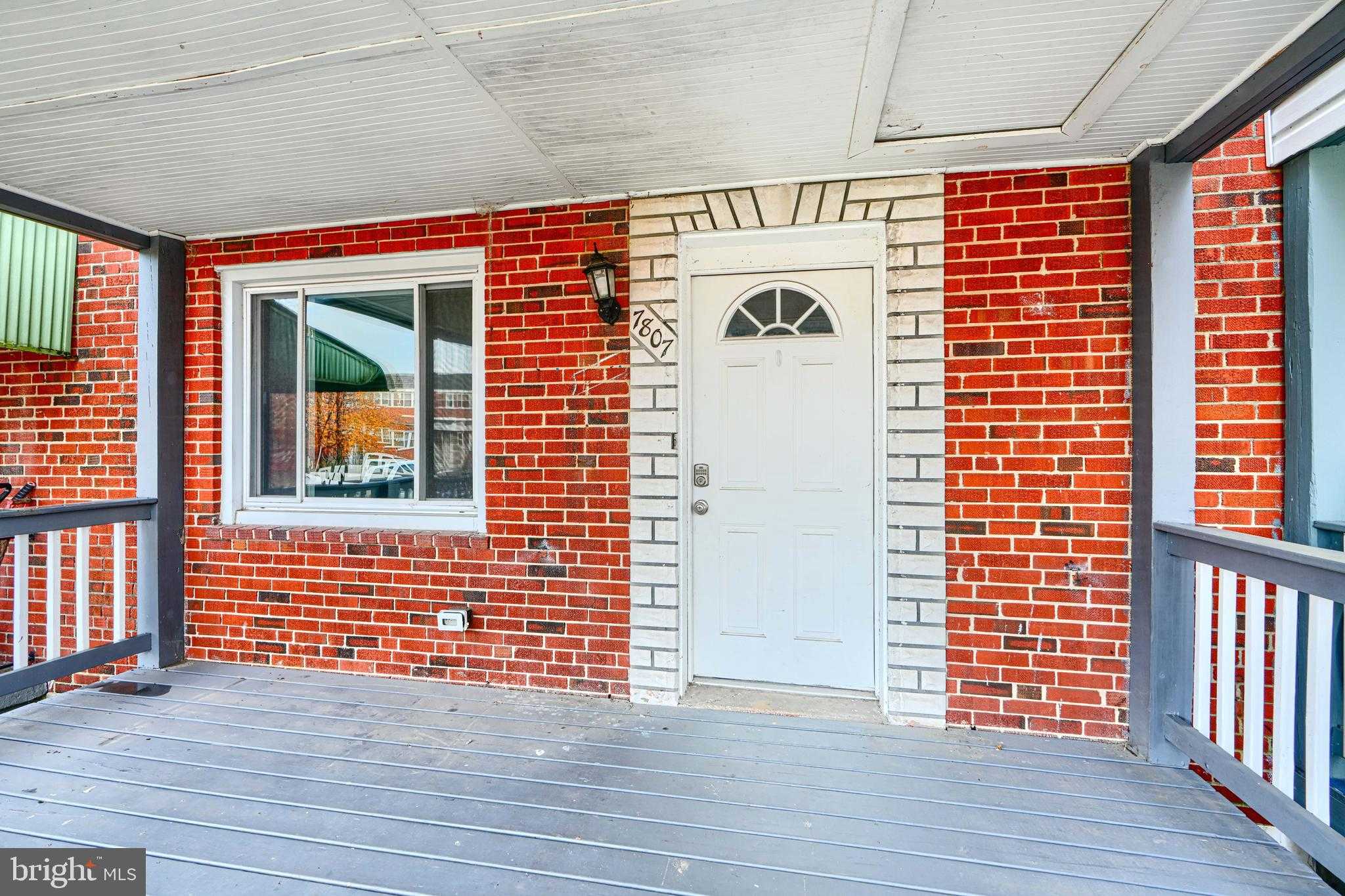 7807 Rockbourne Rd photo 4