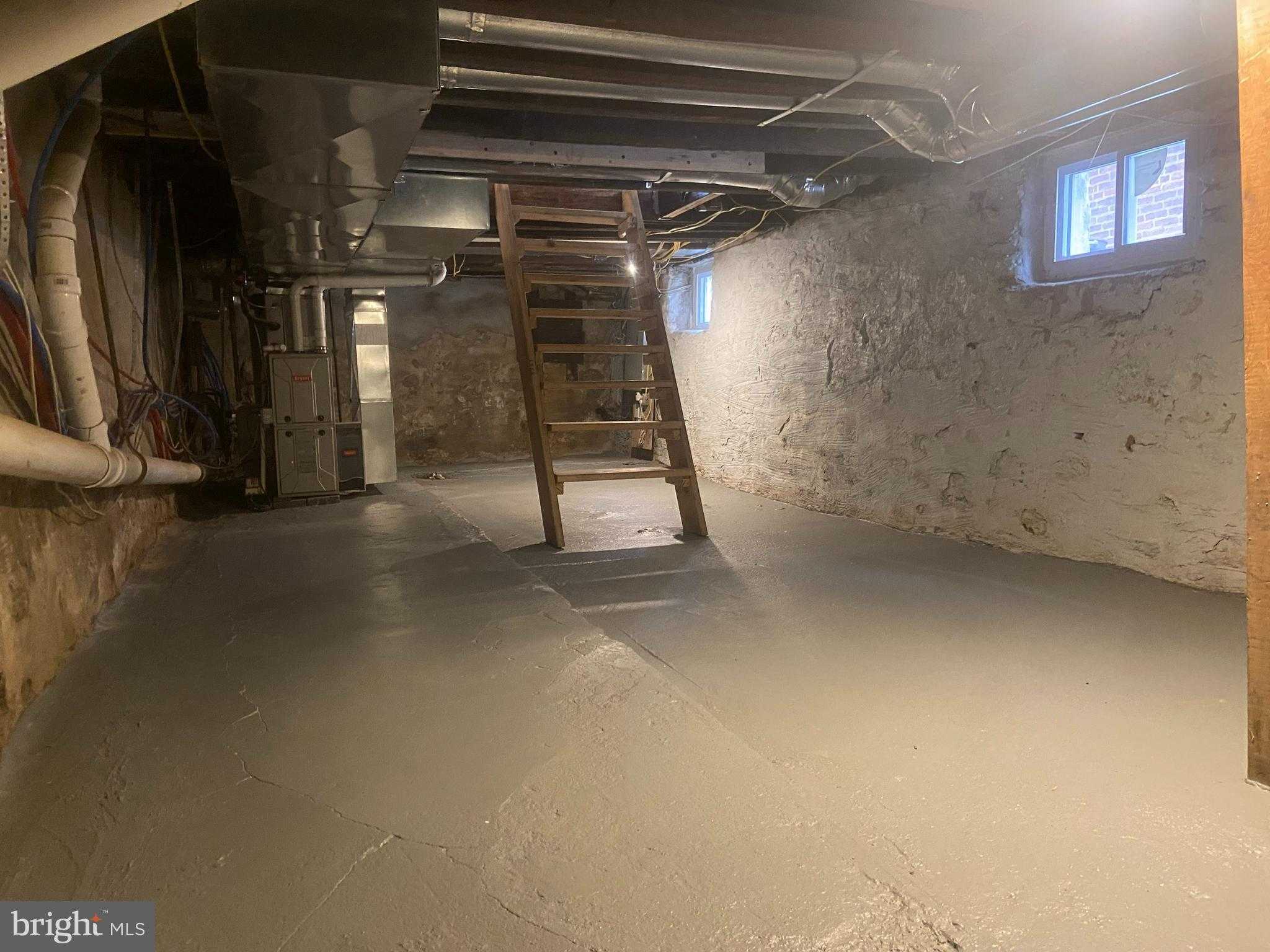 140 Walnut Ave photo 33