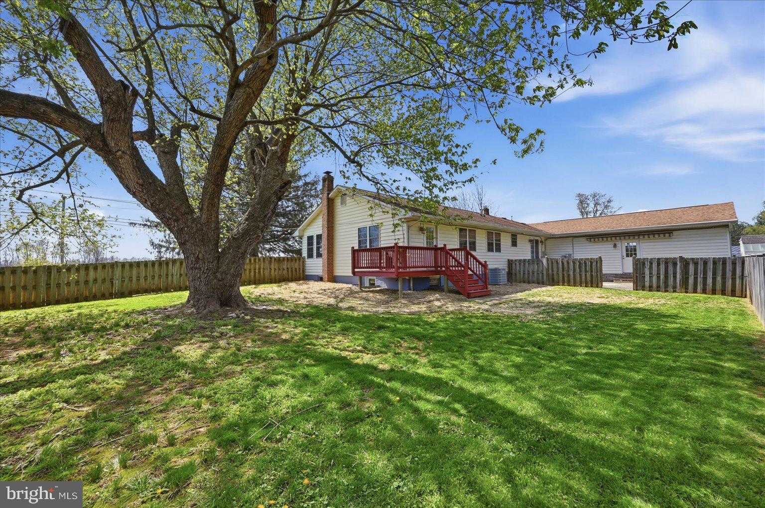 3093 Old Leetown Pike photo 4