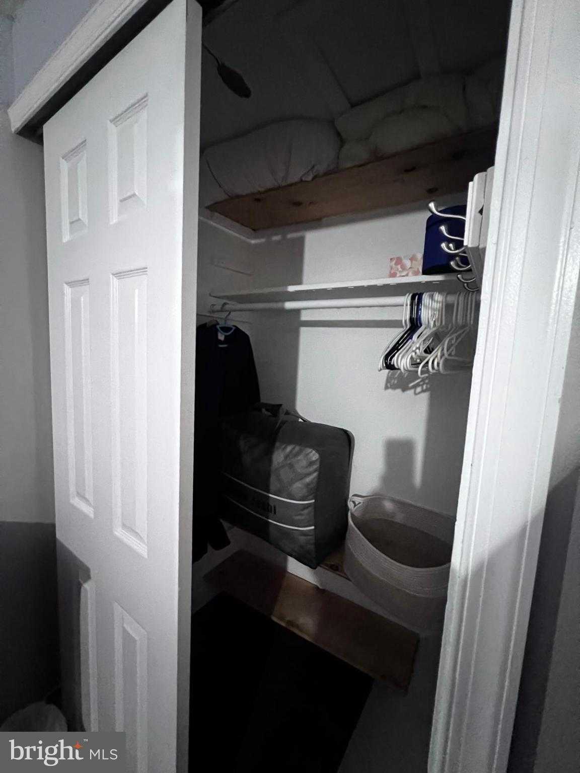 12715 Cabell Rd photo 17