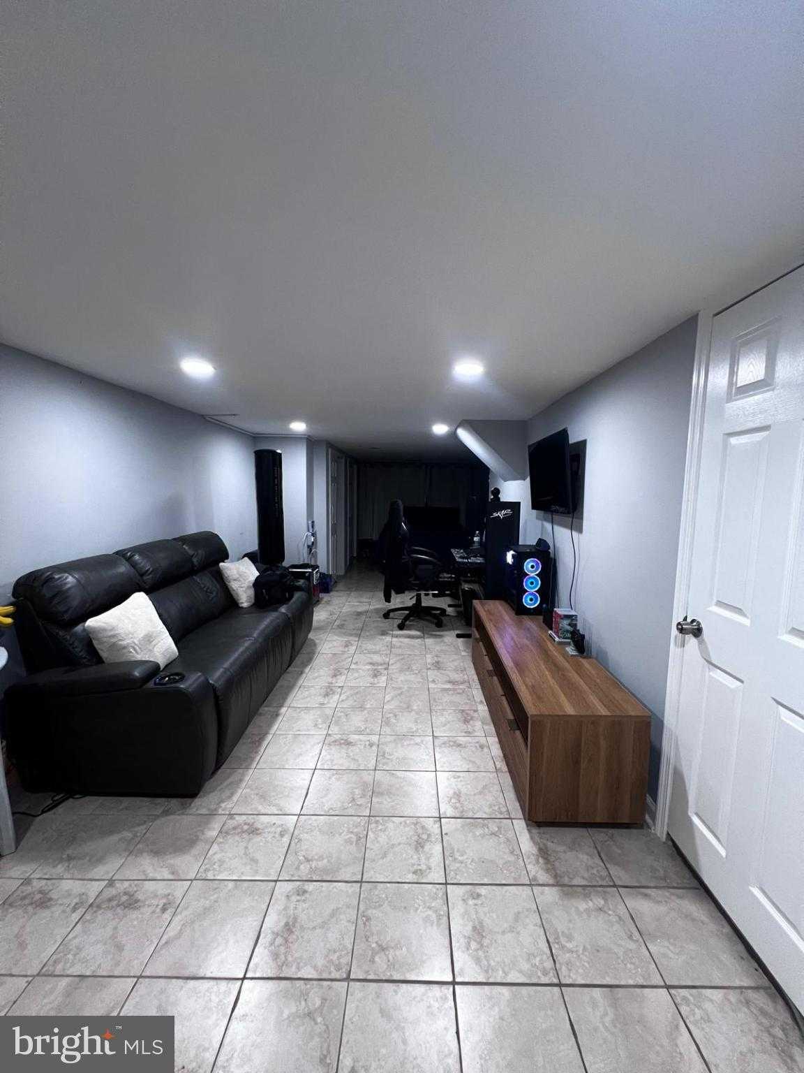 12715 Cabell Rd photo 25