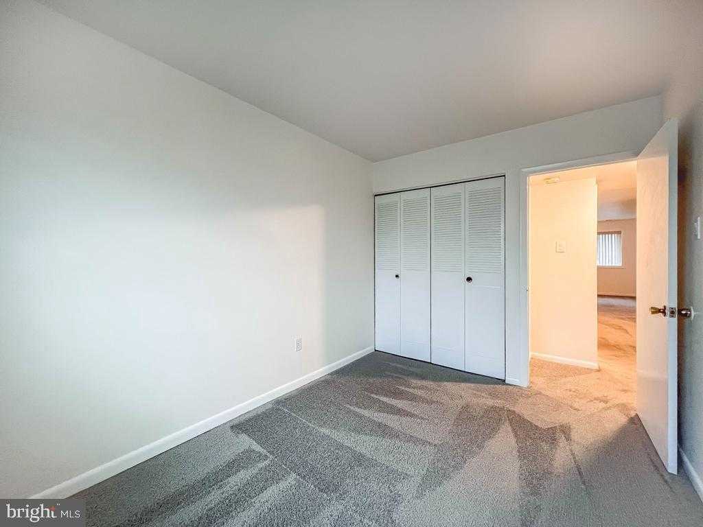 10843 Academy Rd photo 23