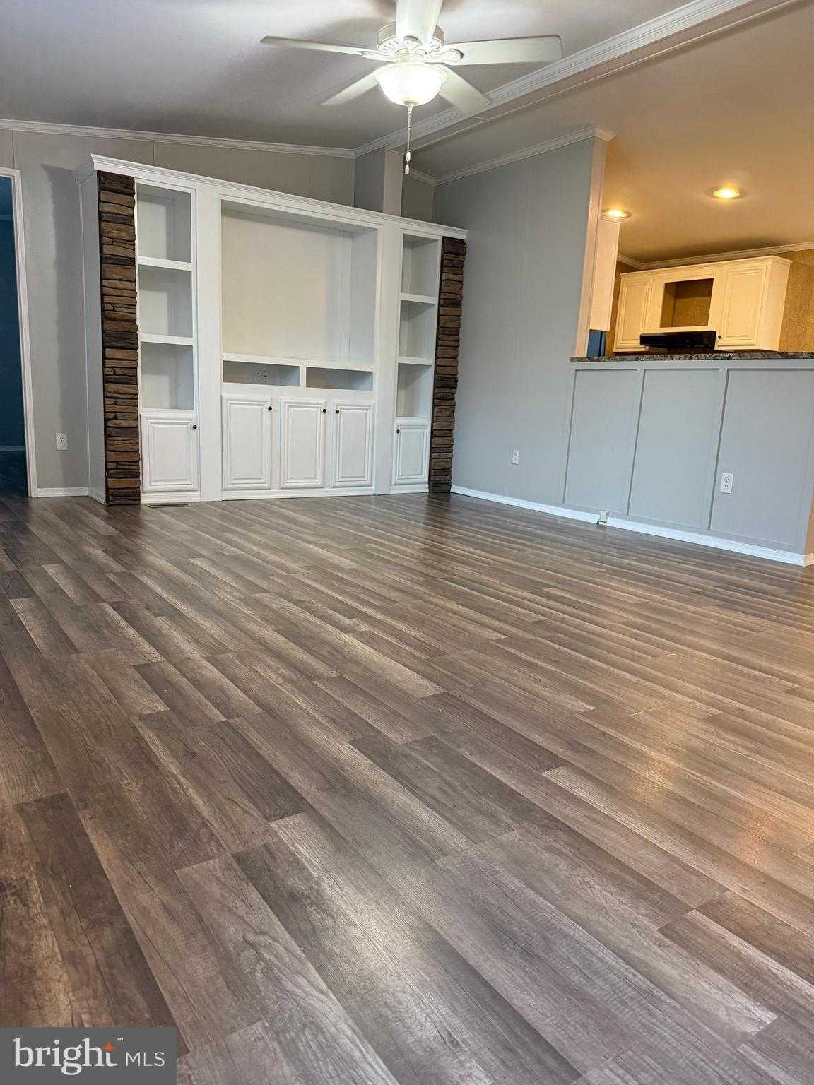 45 Chesapeake Mobile Ct photo 2