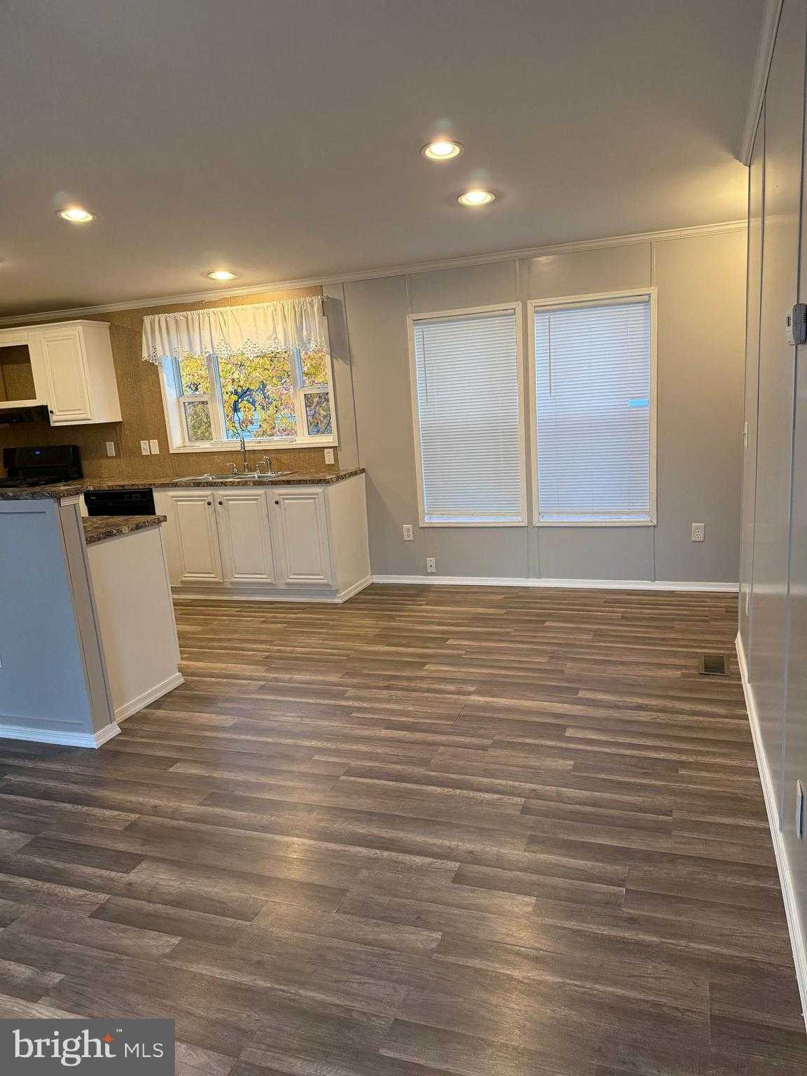 45 Chesapeake Mobile Ct photo 3