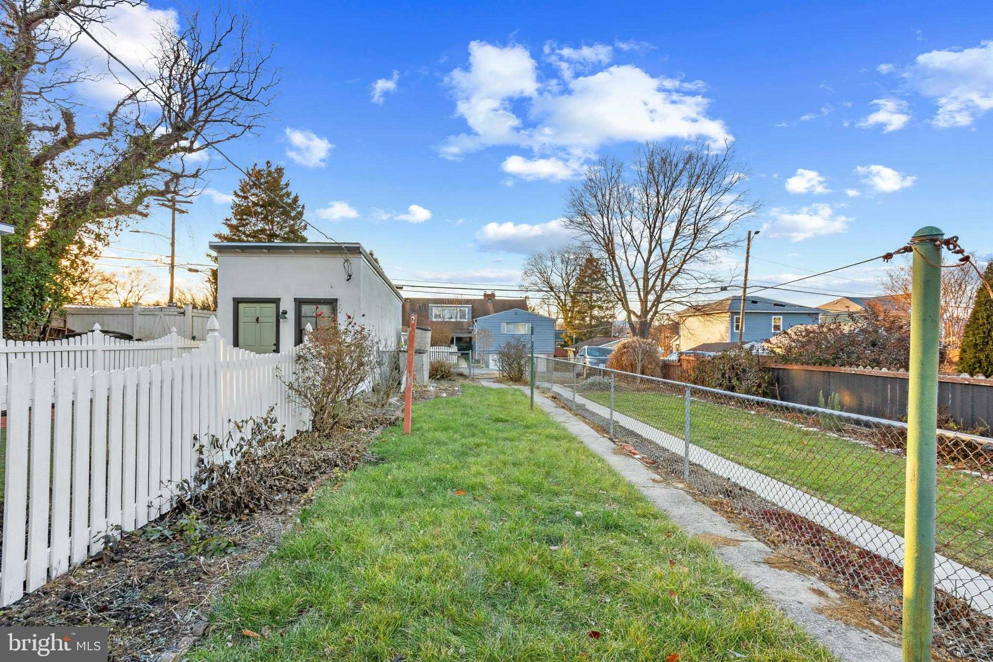 427 S Market St photo 39