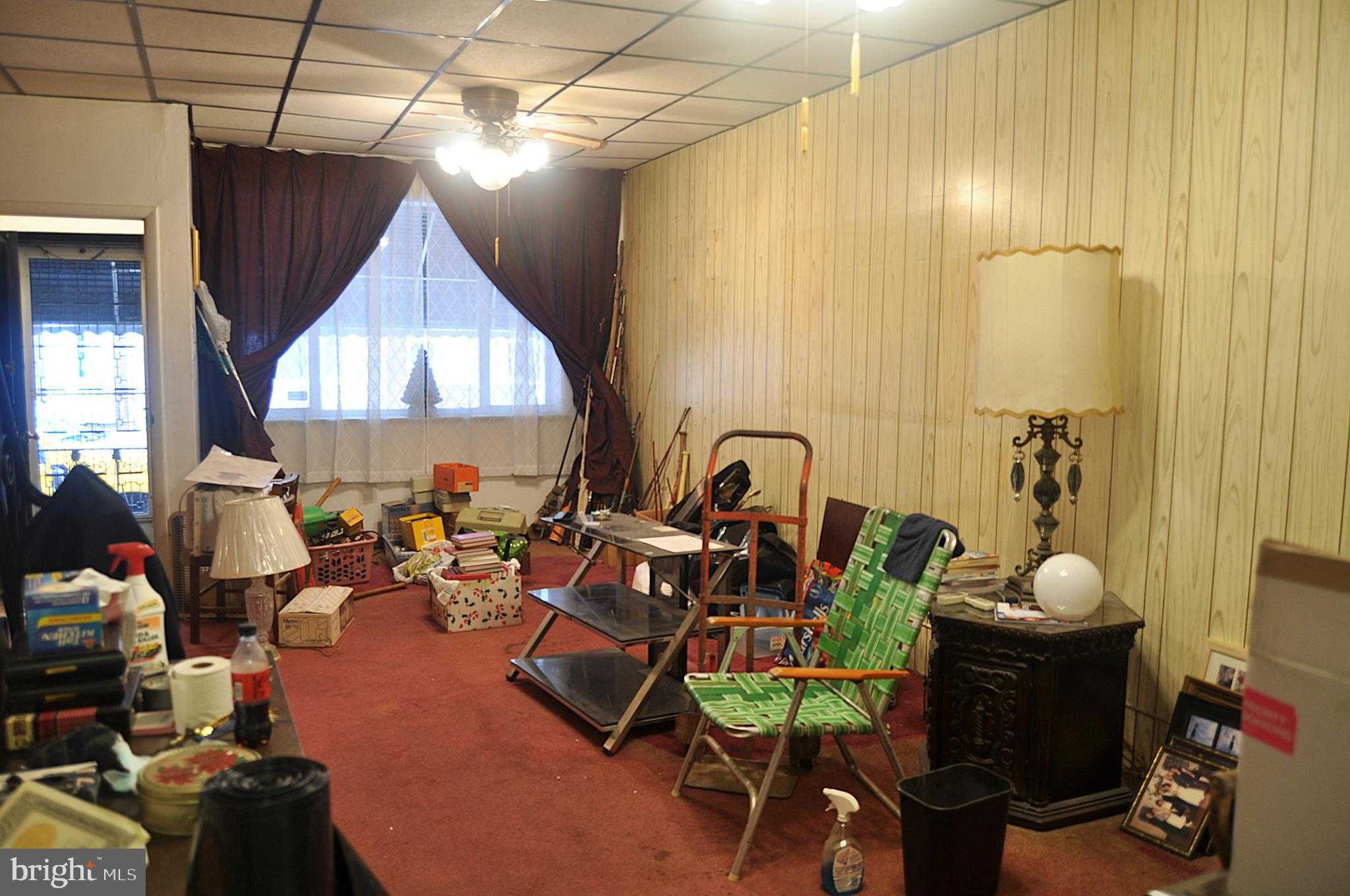 2630 S Hutchinson St photo 2