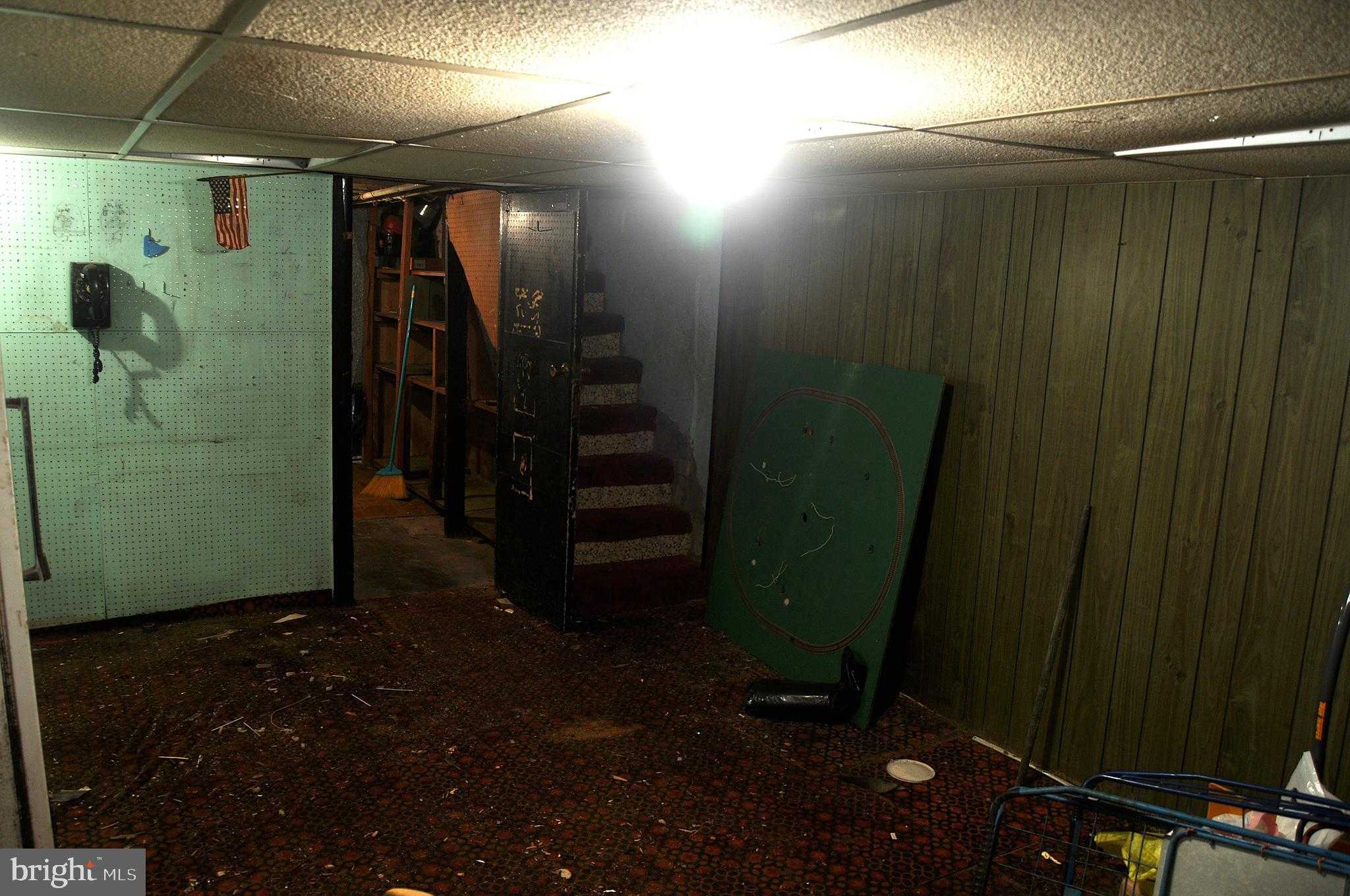 2630 S Hutchinson St photo 20