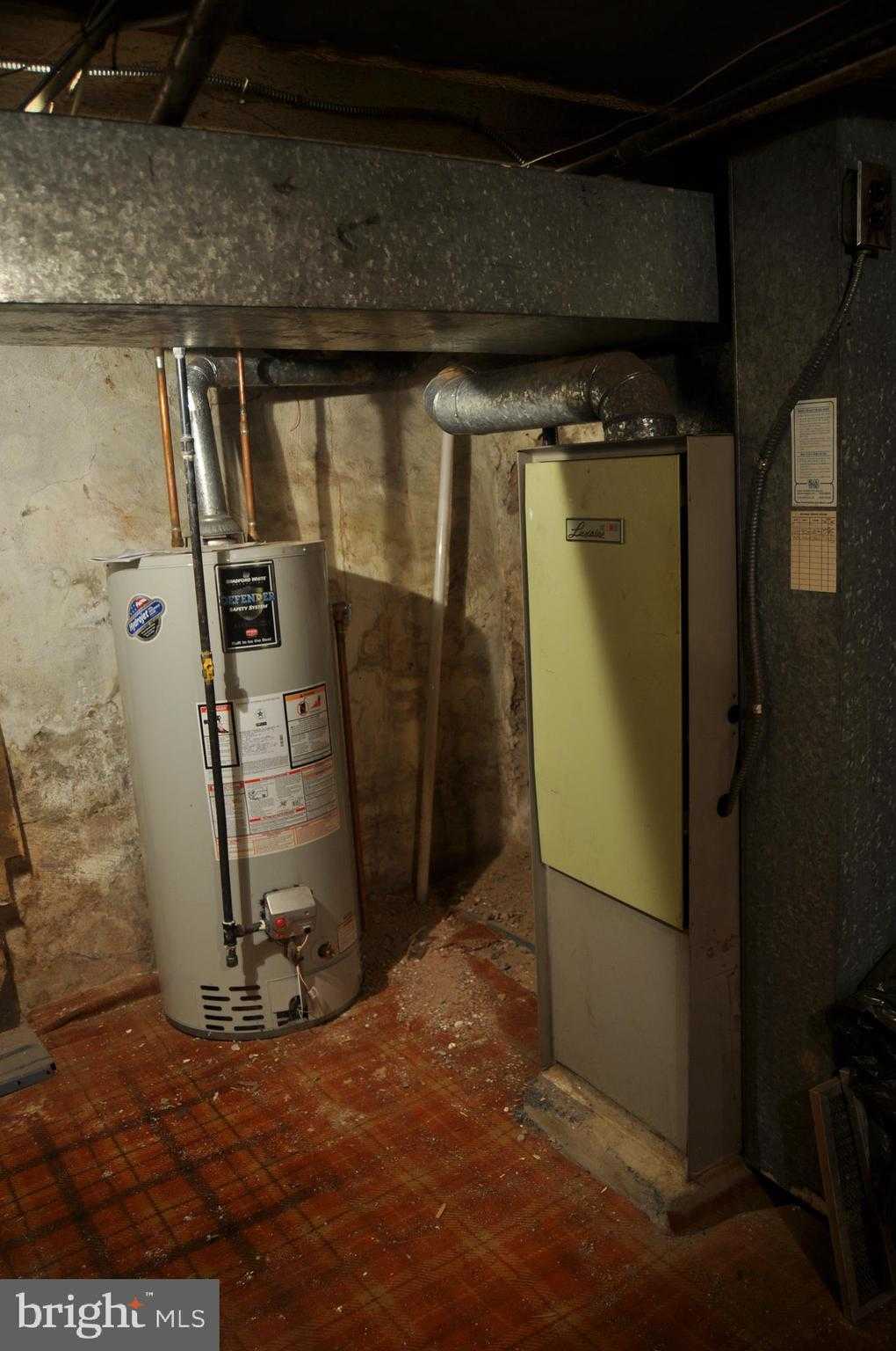 2630 S Hutchinson St photo 28