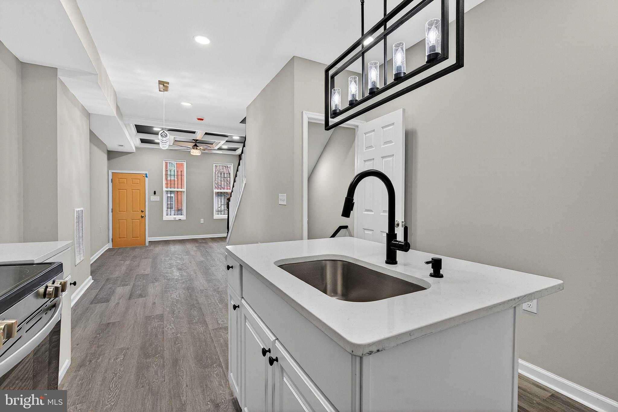 328 S Payson St photo 7