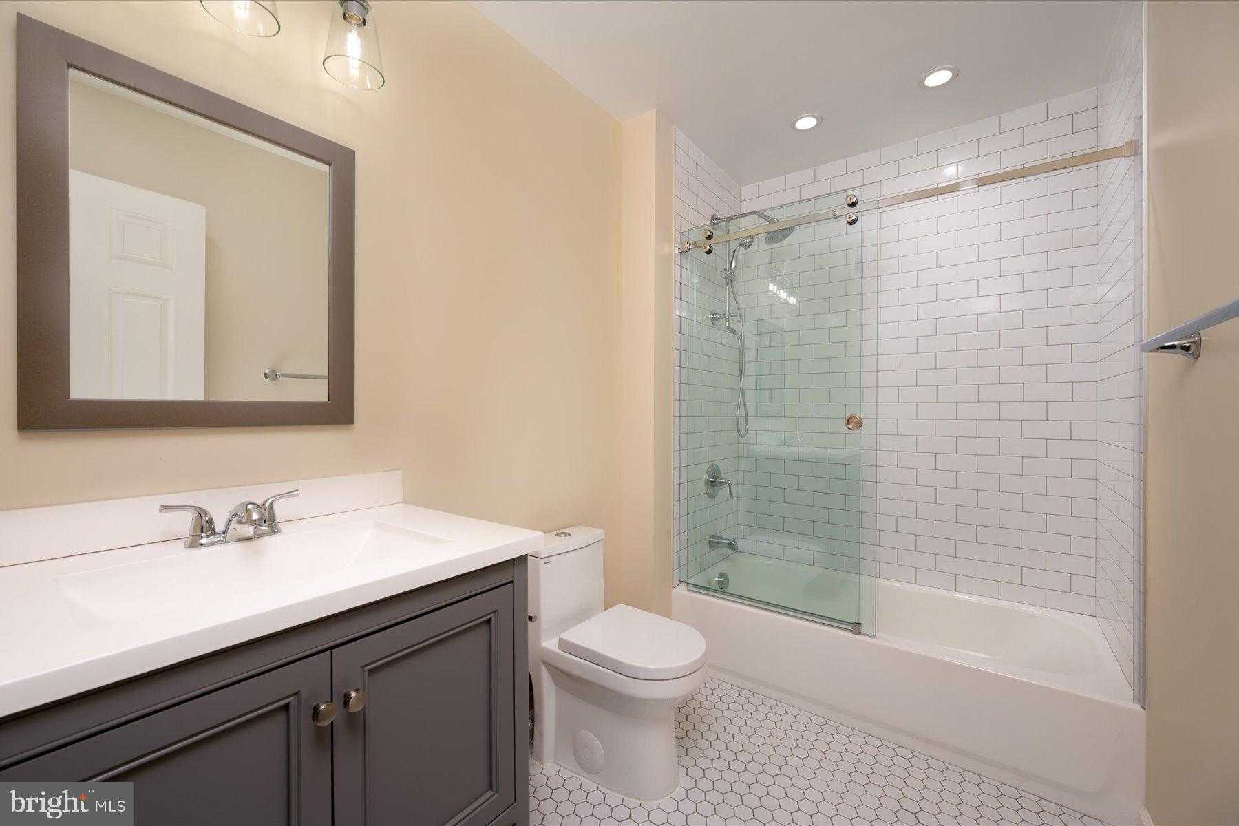 2942 Southaven Dr photo 23