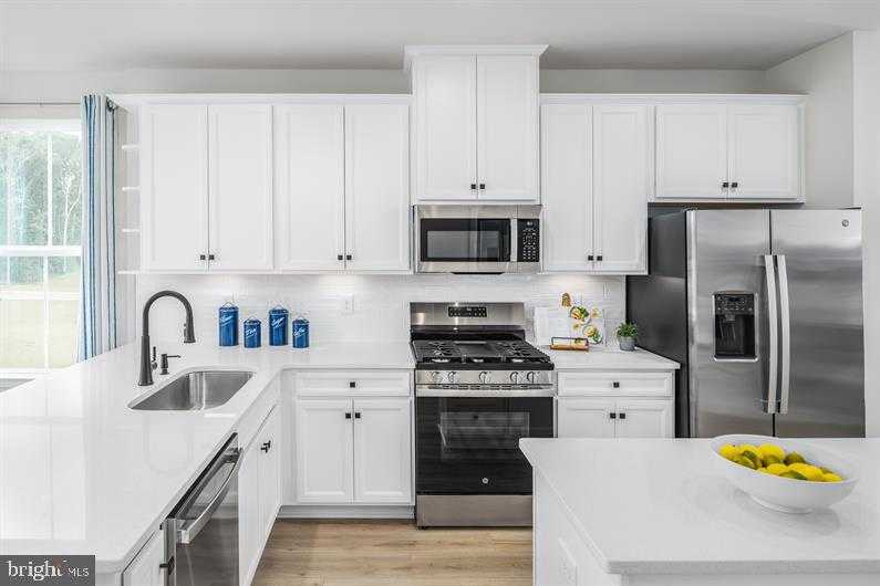 30 W Baltimore St photo 2