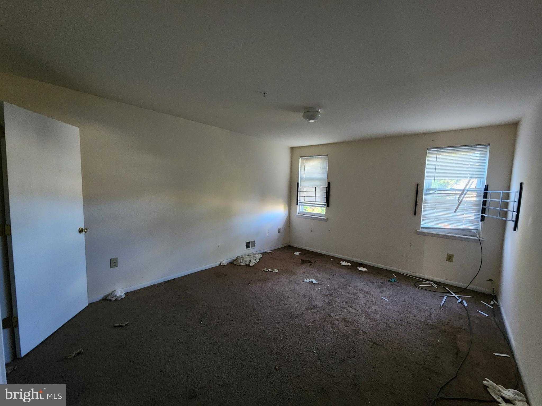 926 N Gilmor St photo 13