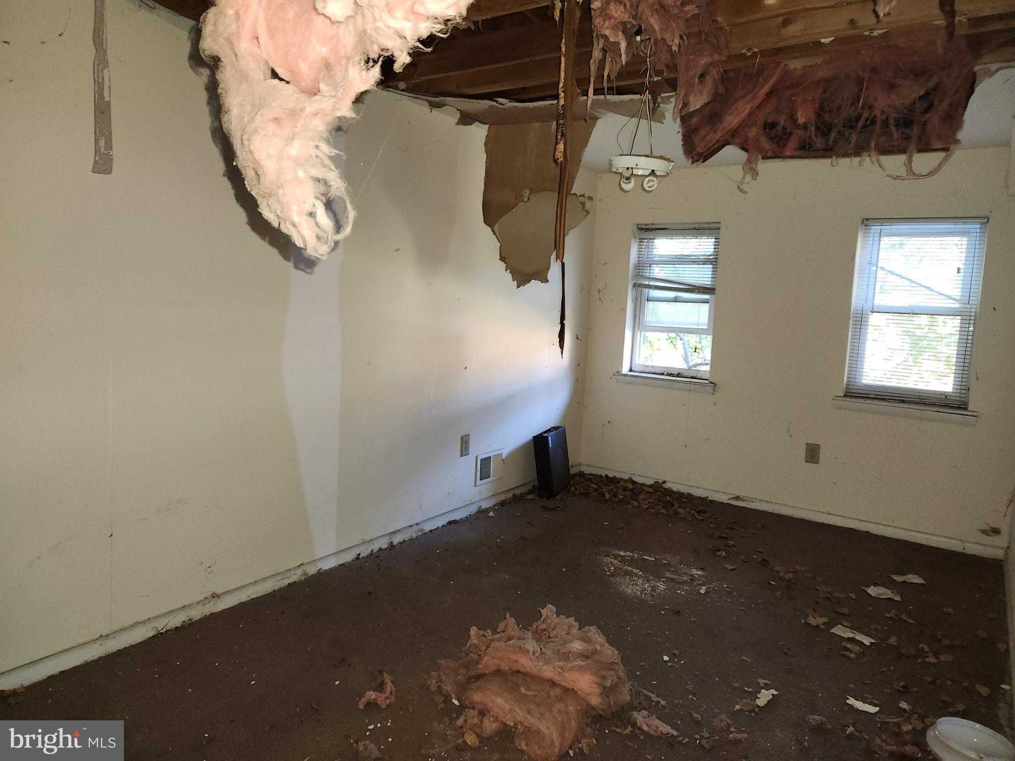 926 N Gilmor St photo 9