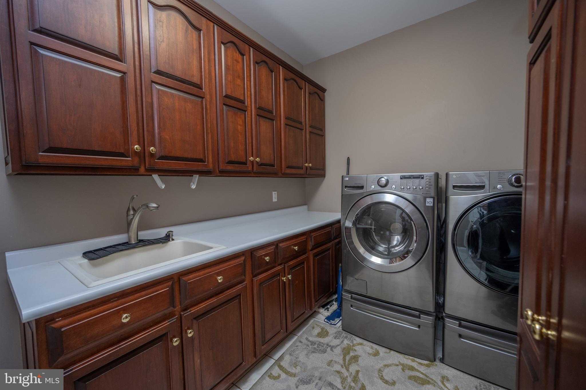 1001 Sutter Ln photo 32