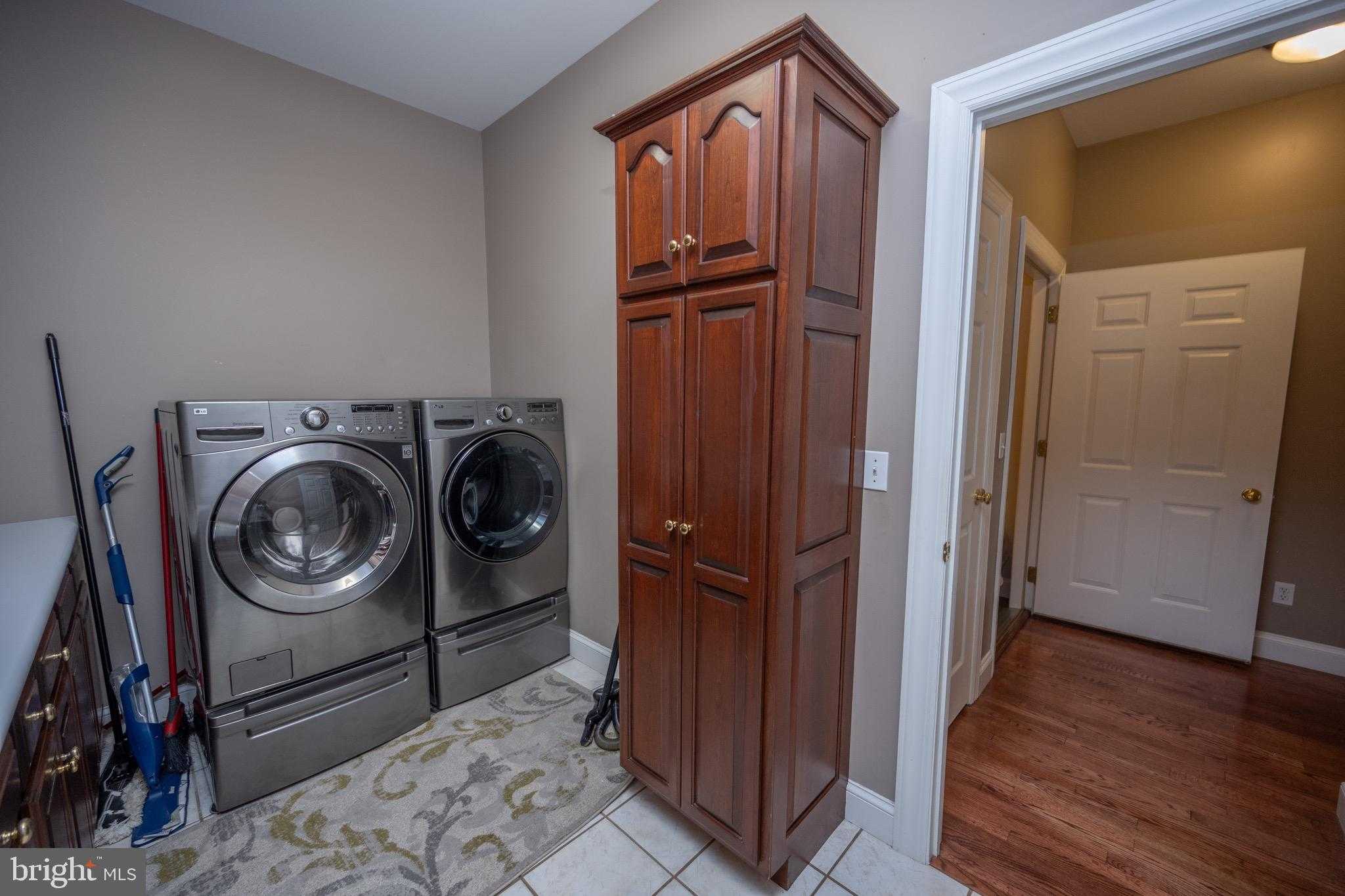 1001 Sutter Ln photo 34