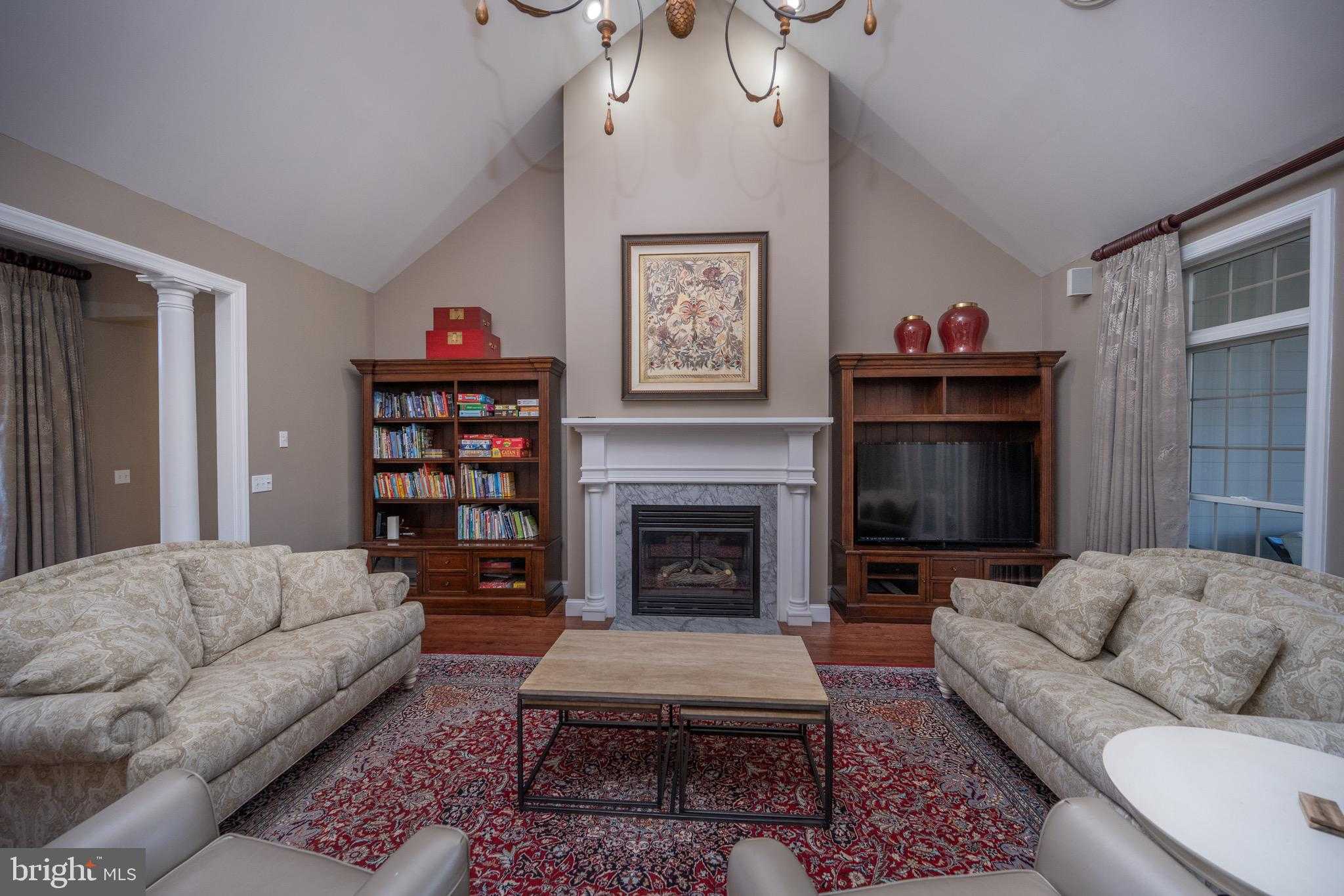 1001 Sutter Ln photo 8