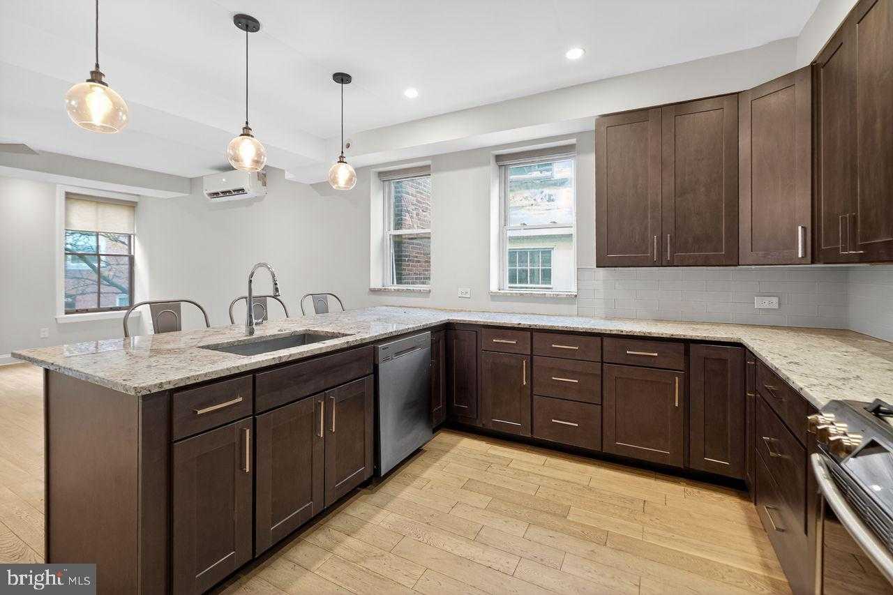 236 S 21st St # Cd photo 13