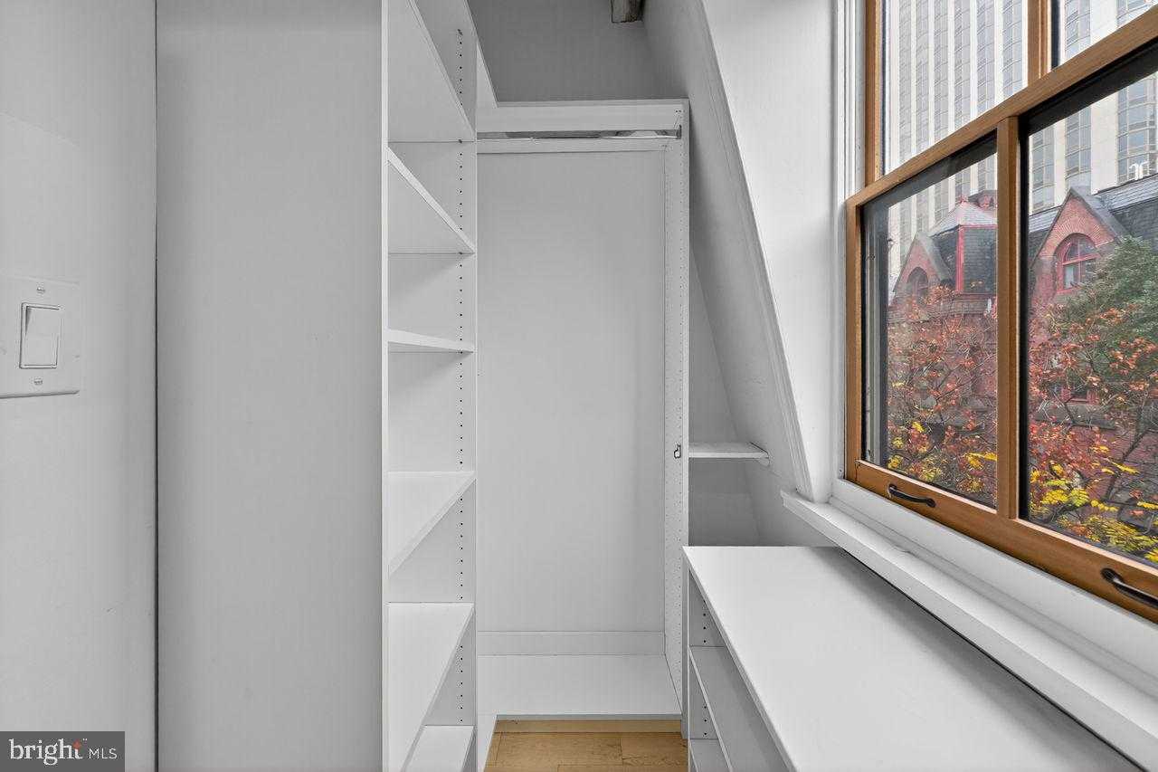 236 S 21st St # Cd photo 17