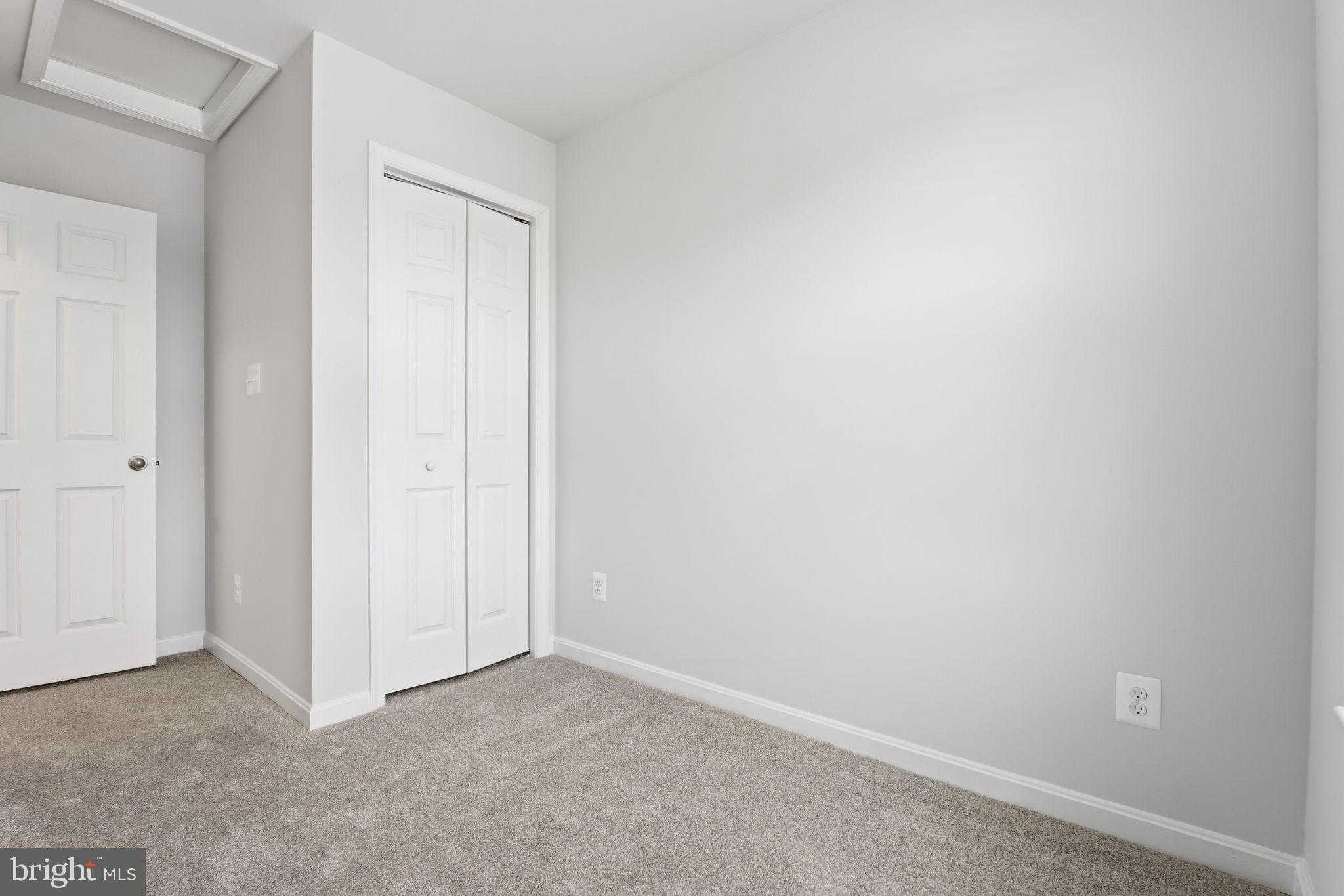 345 Tumblers Way photo 19