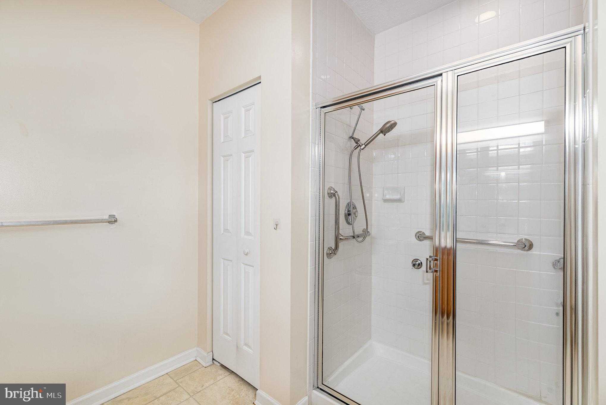 9501 Kingscroft Ter photo 20