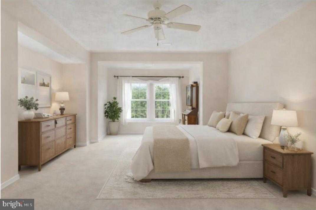 9501 Kingscroft Ter photo 5