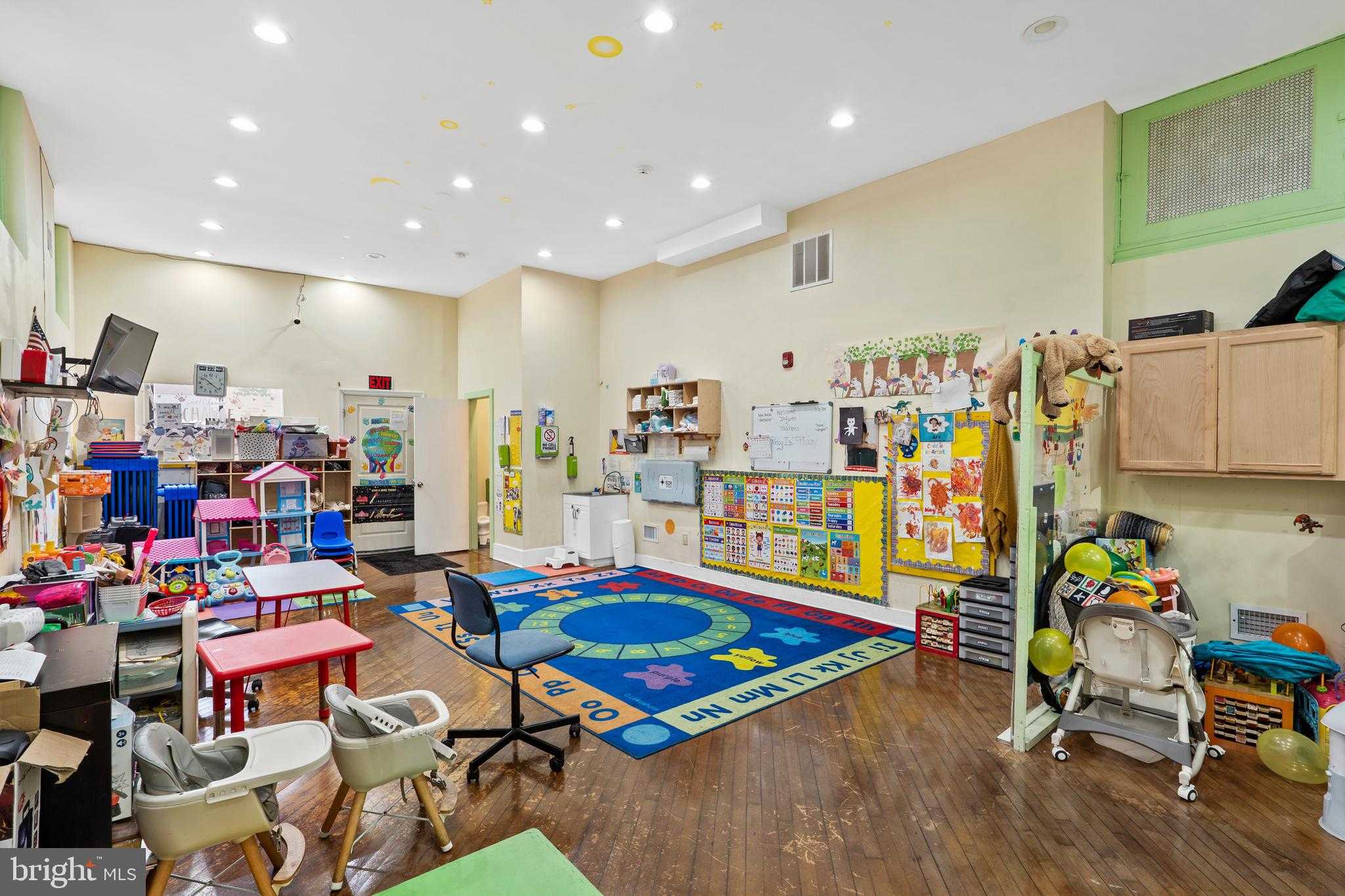 4830 Longshore Ave photo 5