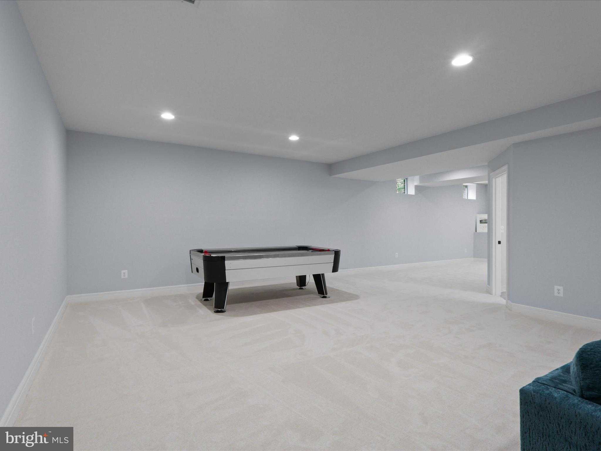 904 Locust St photo 50