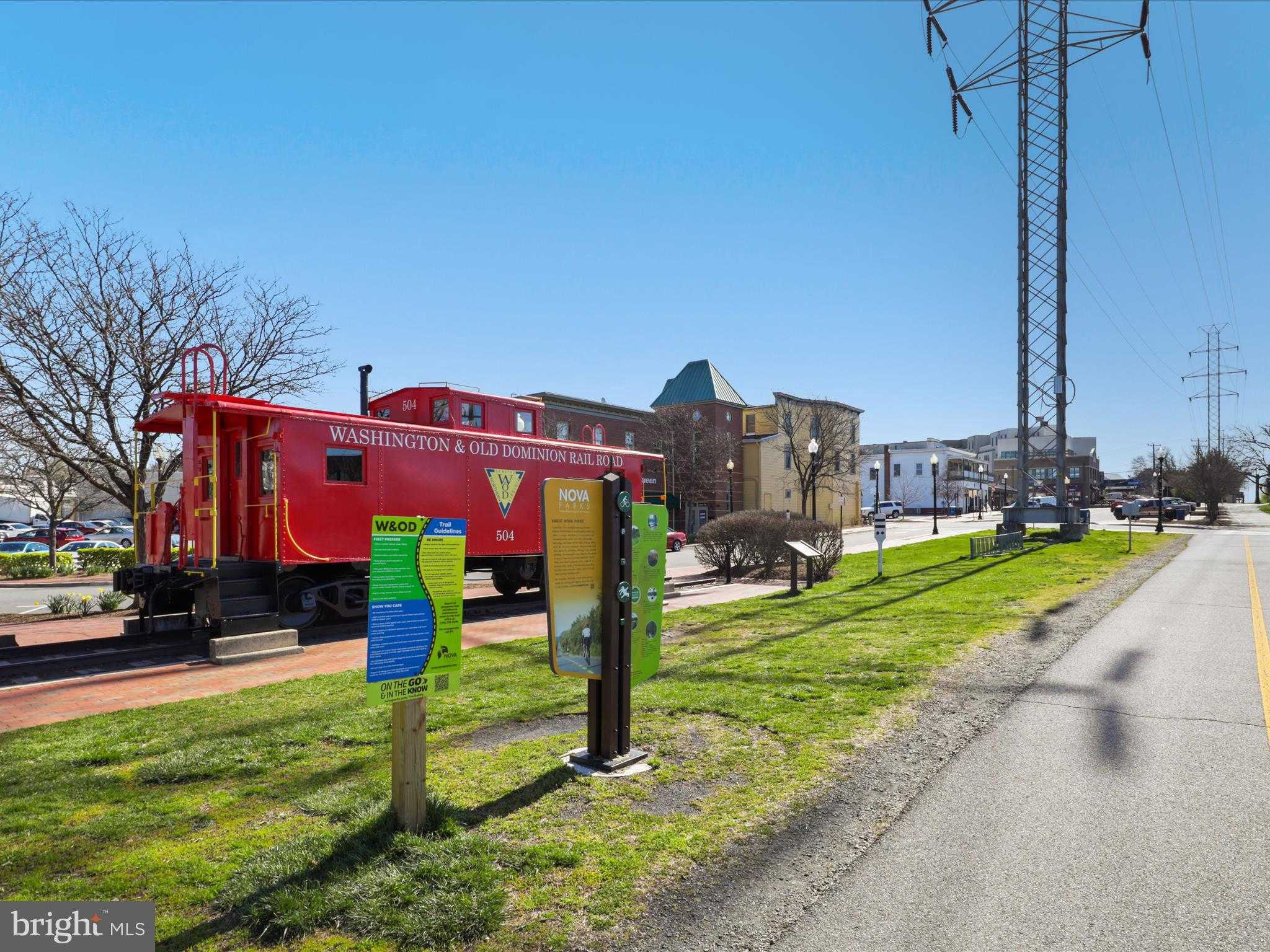 904 Locust St photo 62