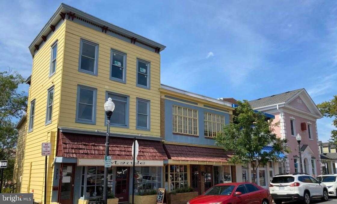 904 Locust St photo 64