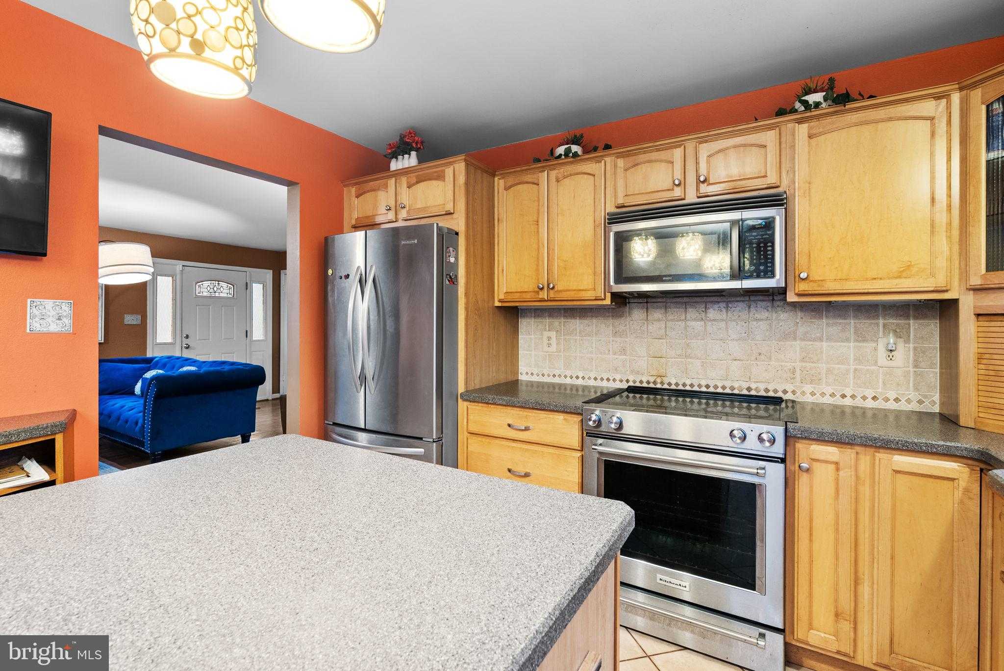 13100 Croom Rd photo 11