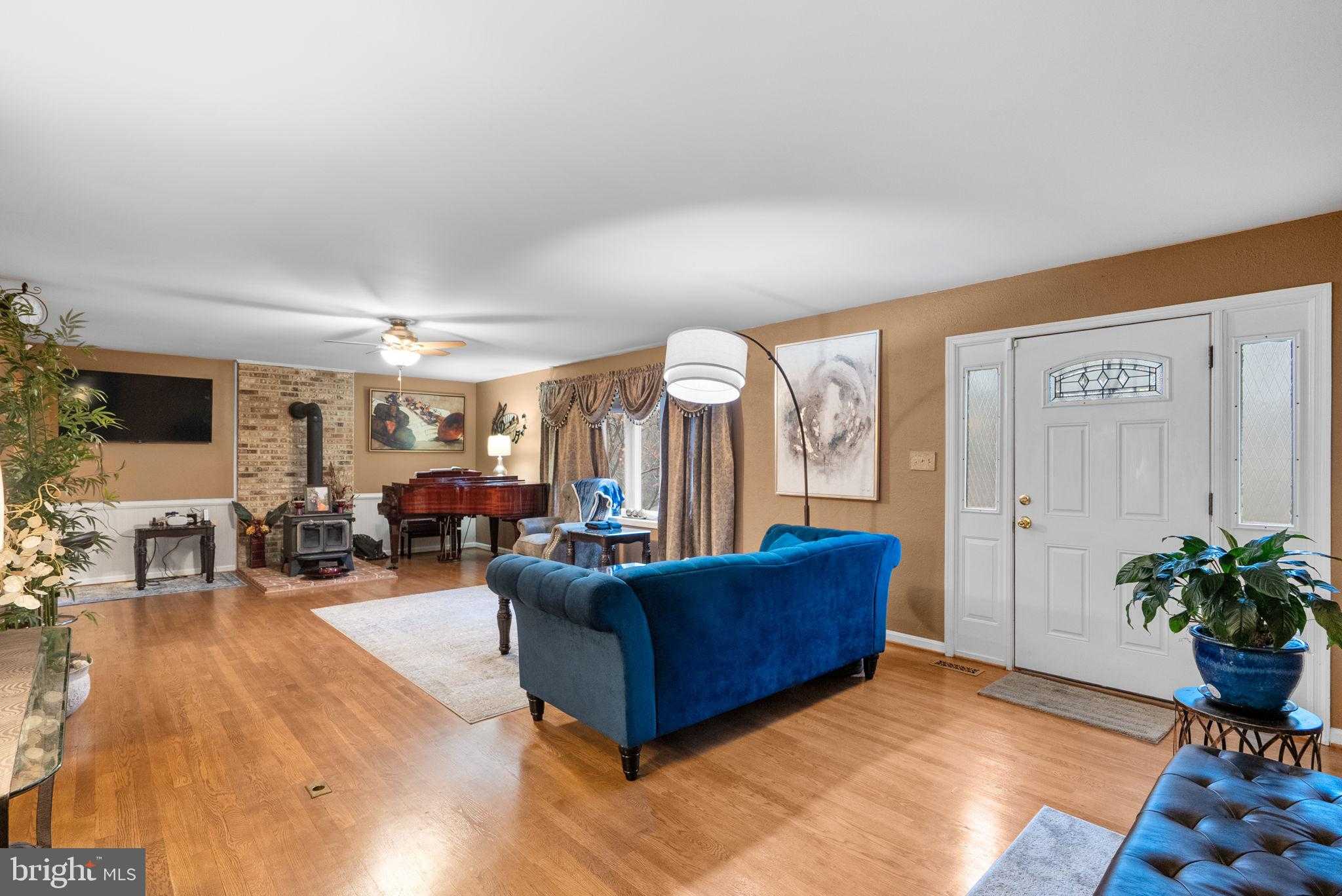 13100 Croom Rd photo 6