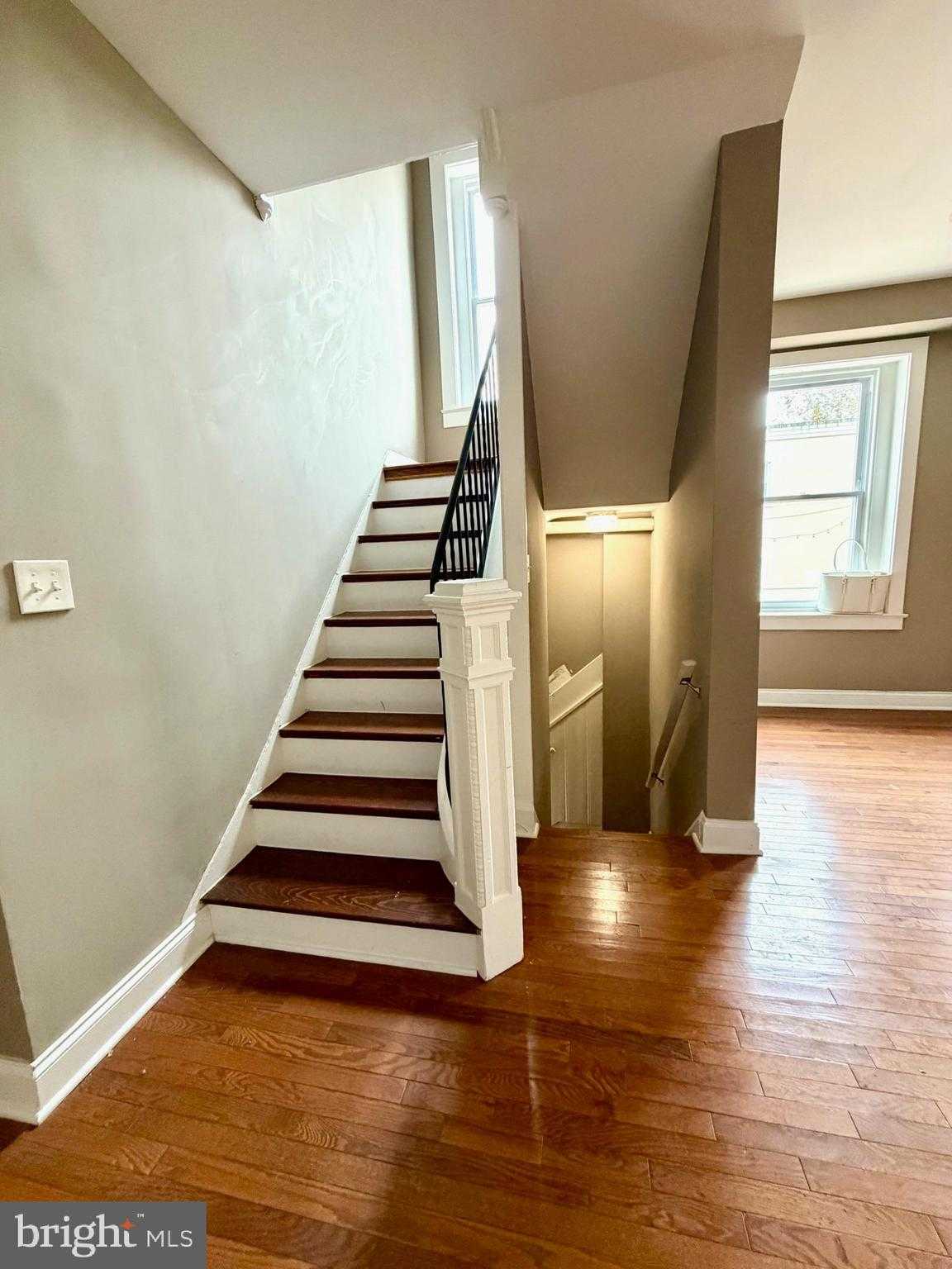 639 S Conkling St photo 49