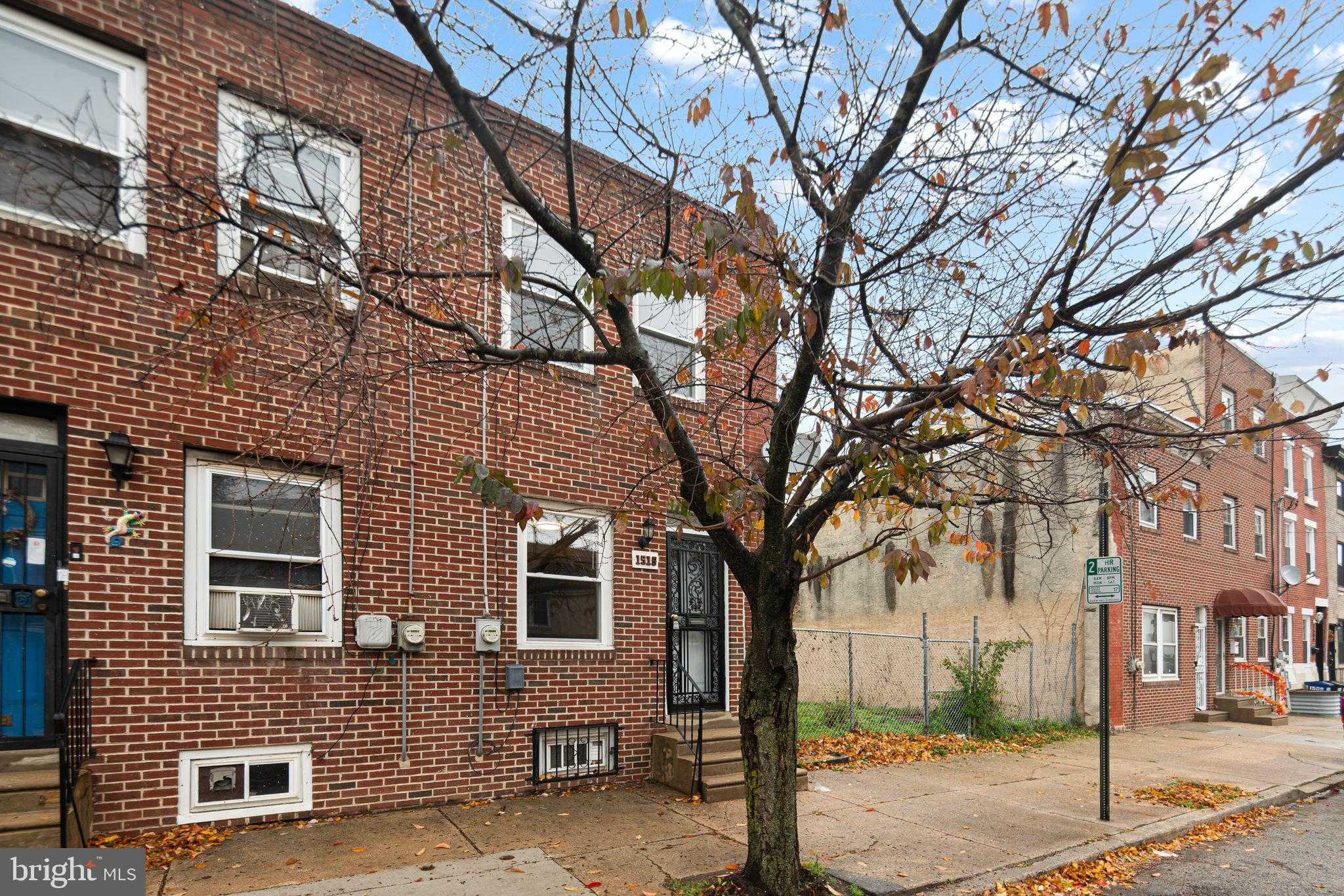 1519 W Thompson St photo 4