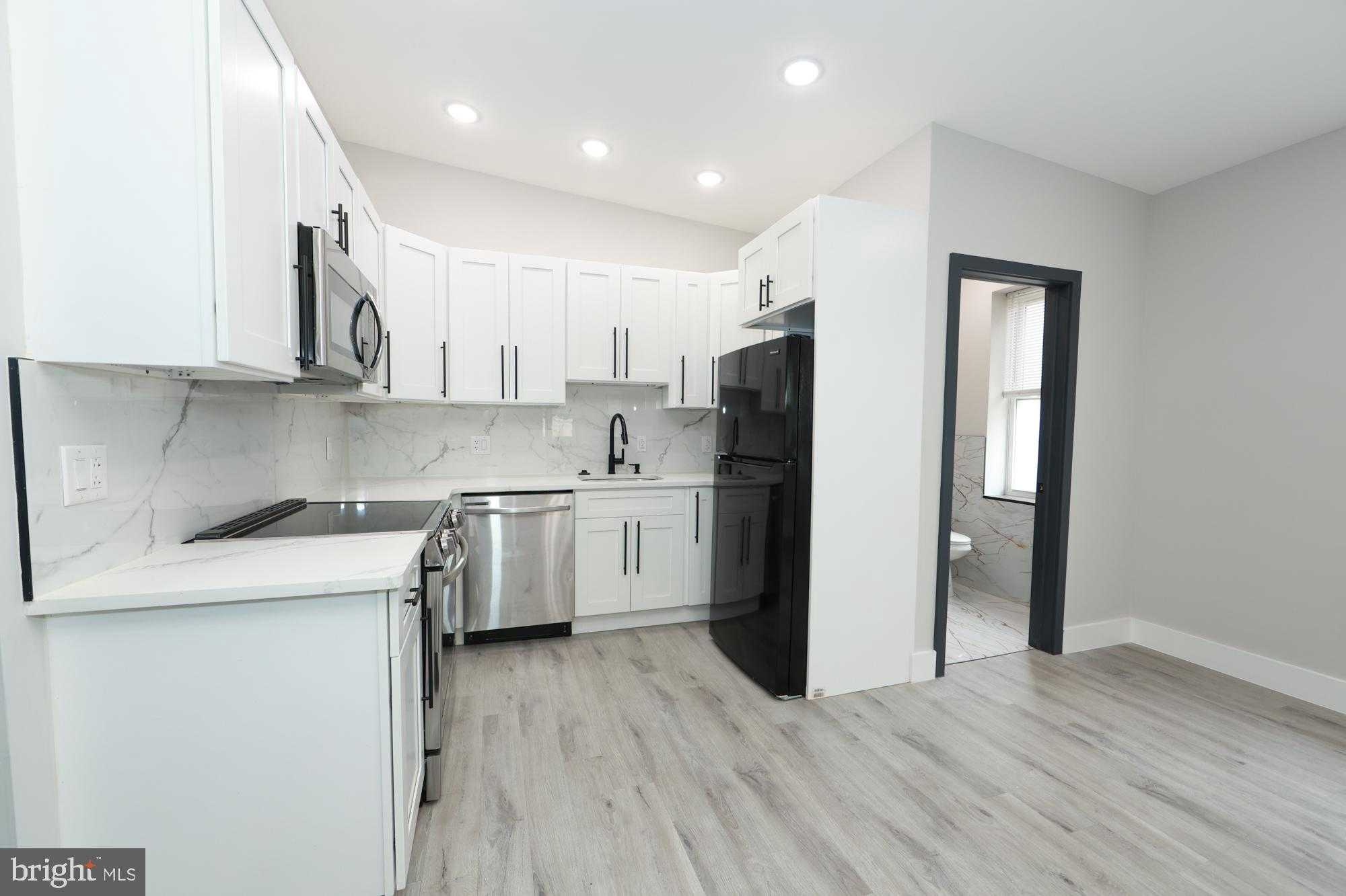 3565 Kensington Ave photo 3