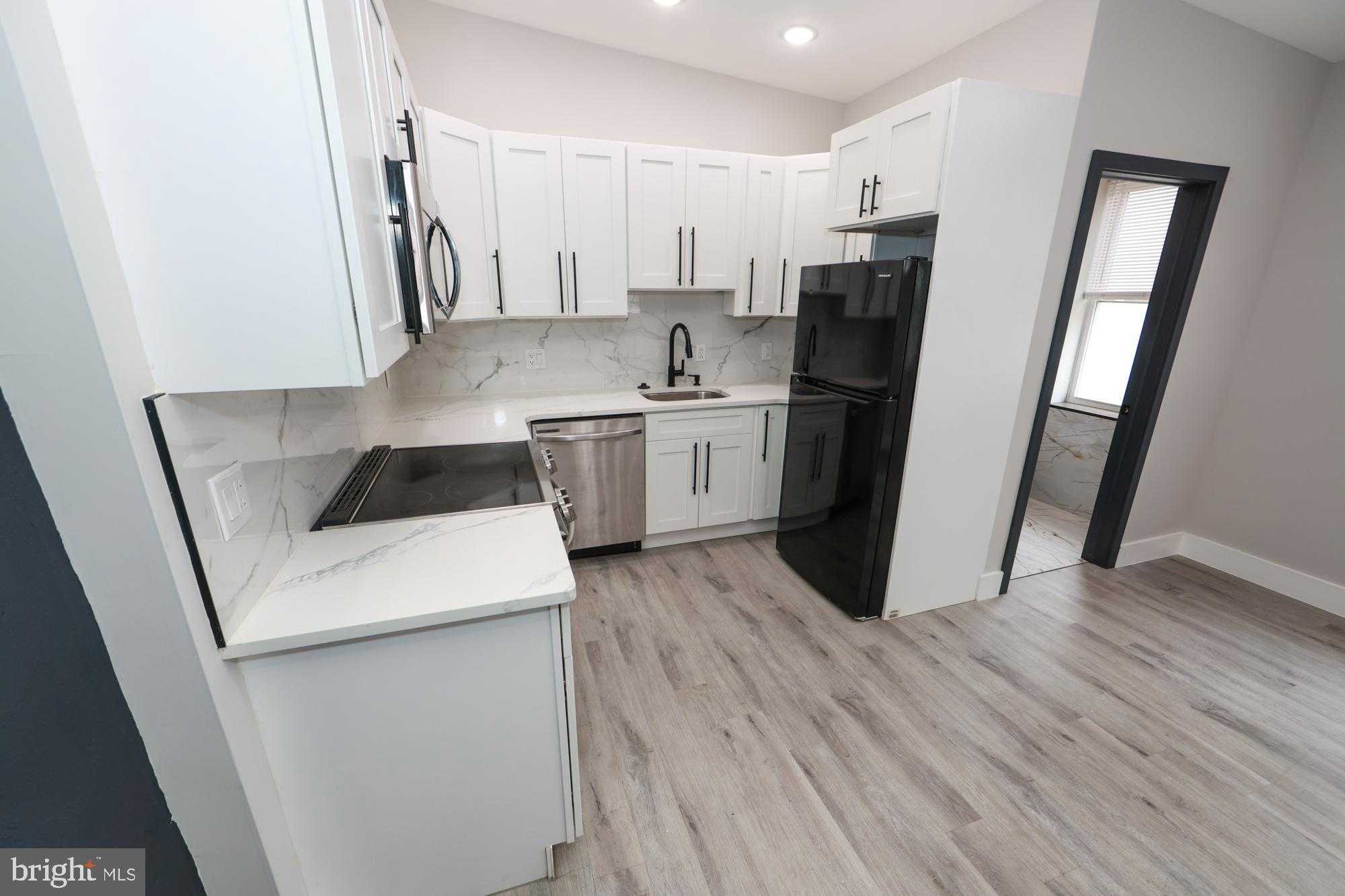 3565 Kensington Ave photo 7