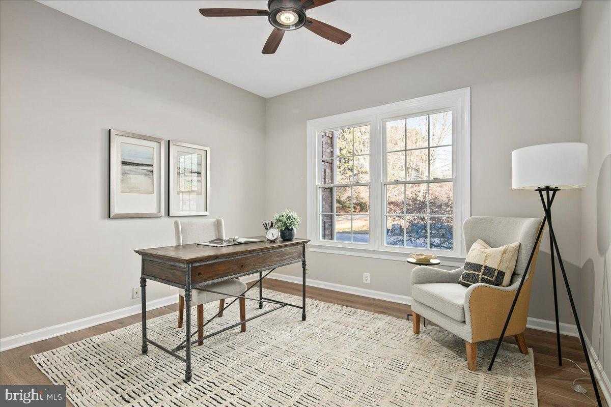 353 Gallop Wood Pl photo 38