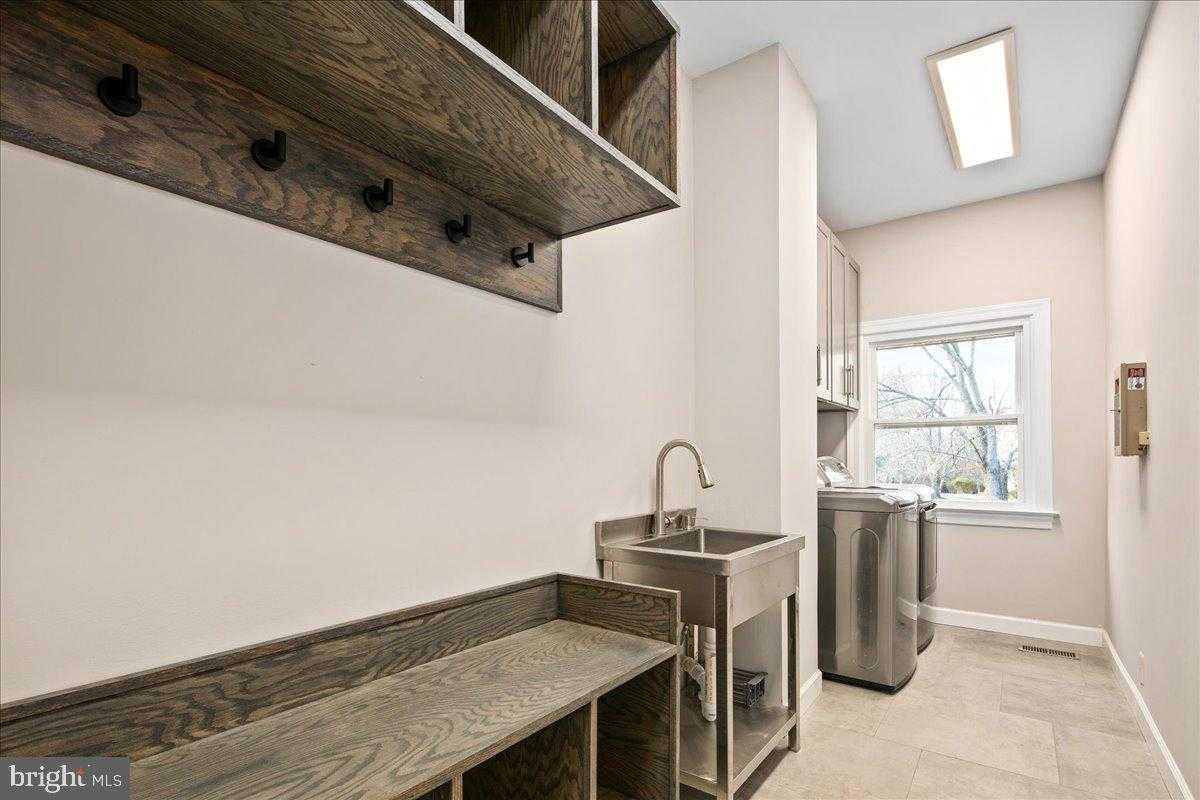 353 Gallop Wood Pl photo 41