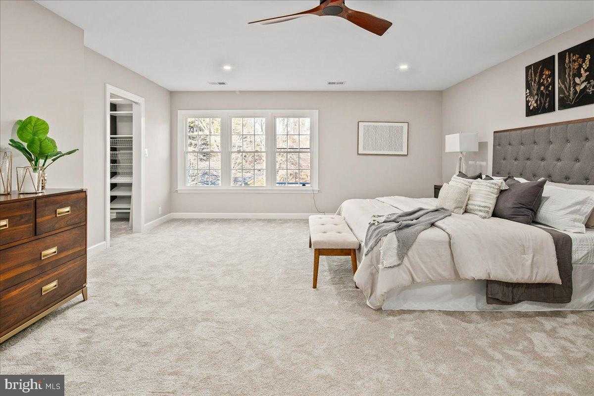 353 Gallop Wood Pl photo 45