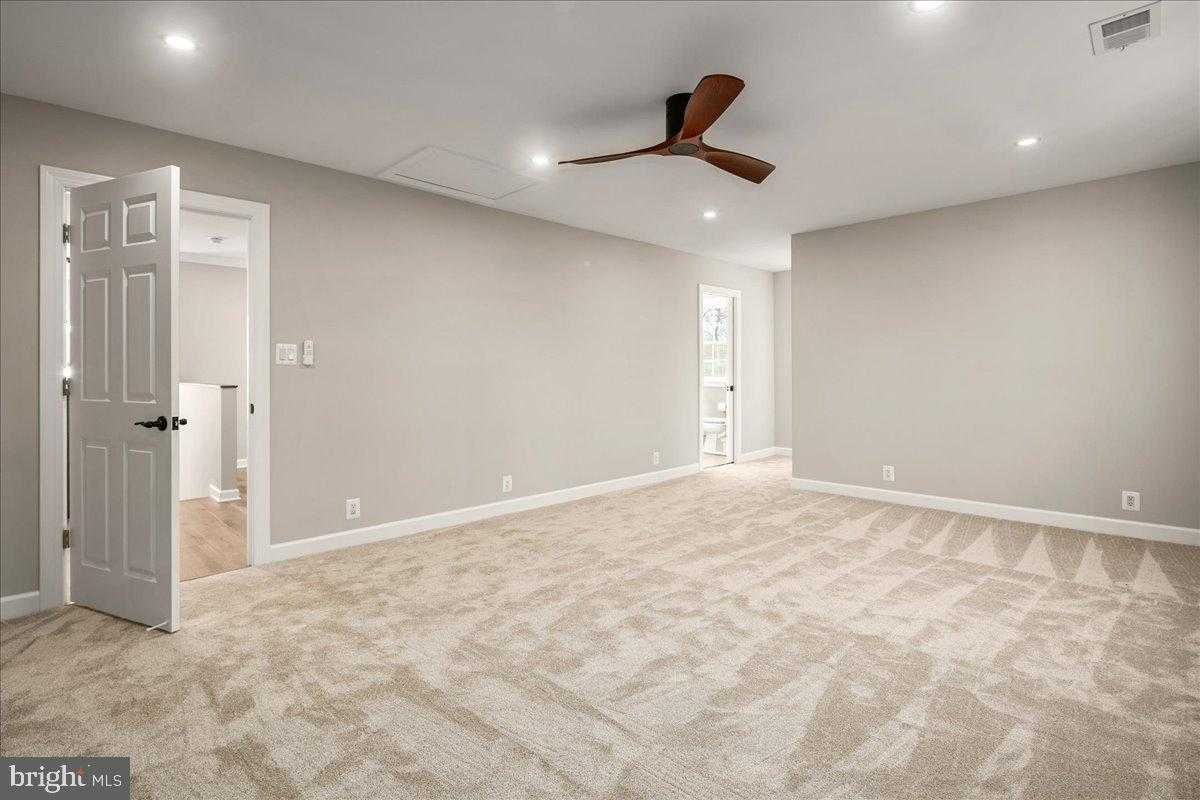 353 Gallop Wood Pl photo 66