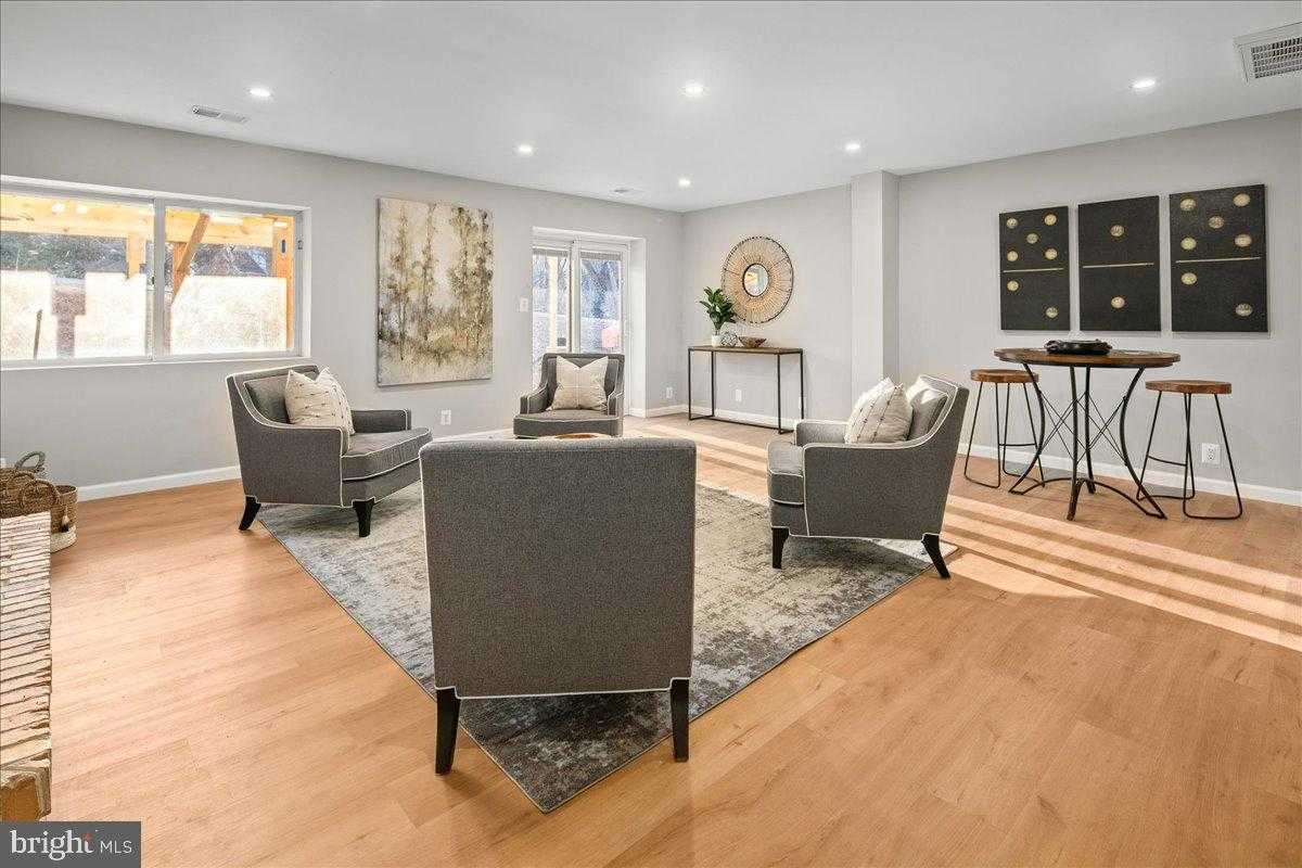 353 Gallop Wood Pl photo 72